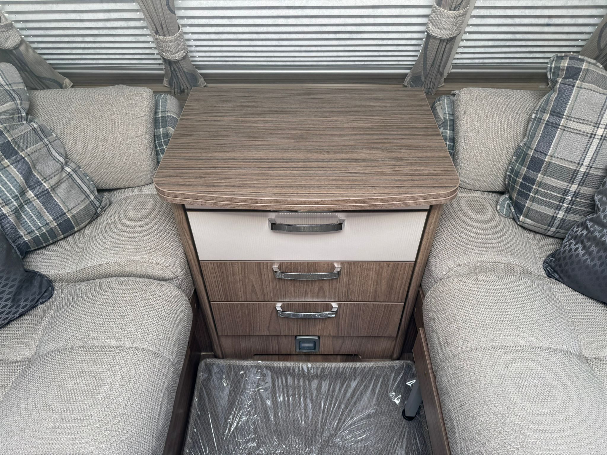 Coachman Laser 620- 2016 Caravan - Image 65
