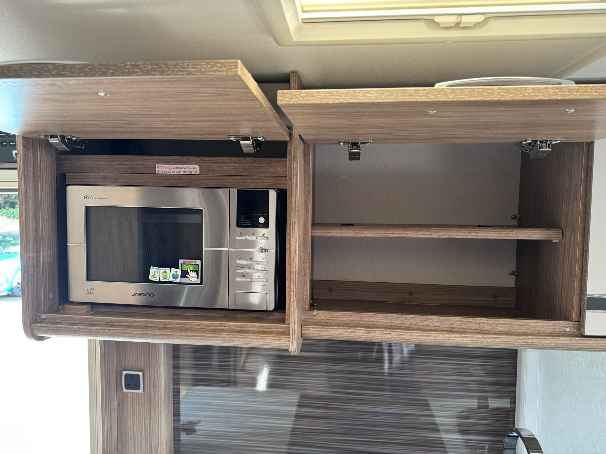 Coachman Laser 620- 2016 Caravan - Image 39