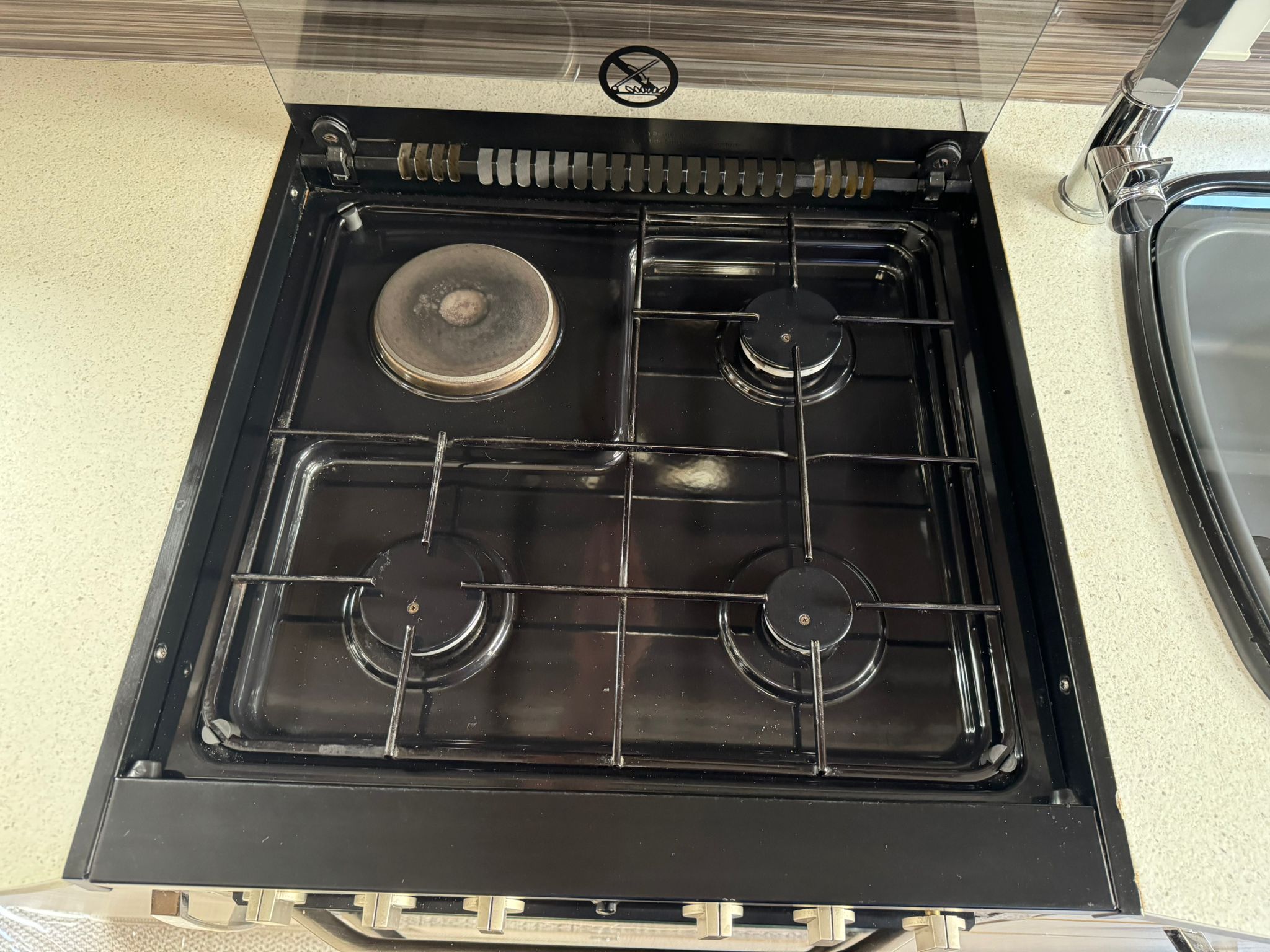 Coachman Laser 620- 2016 Caravan - Image 35