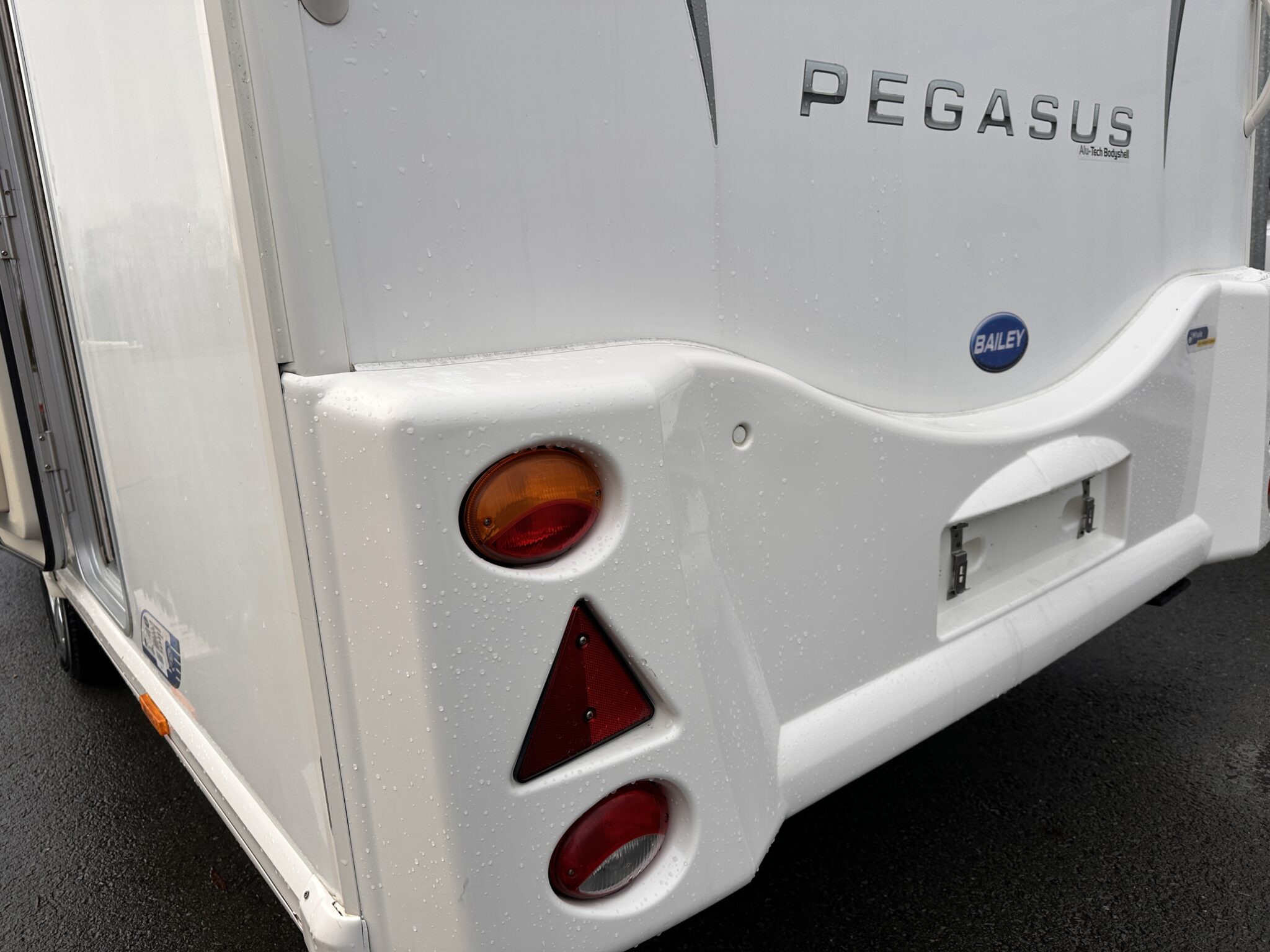 Bailey Pegasus GT65 Genoa- 2013 Caravan - Image 5