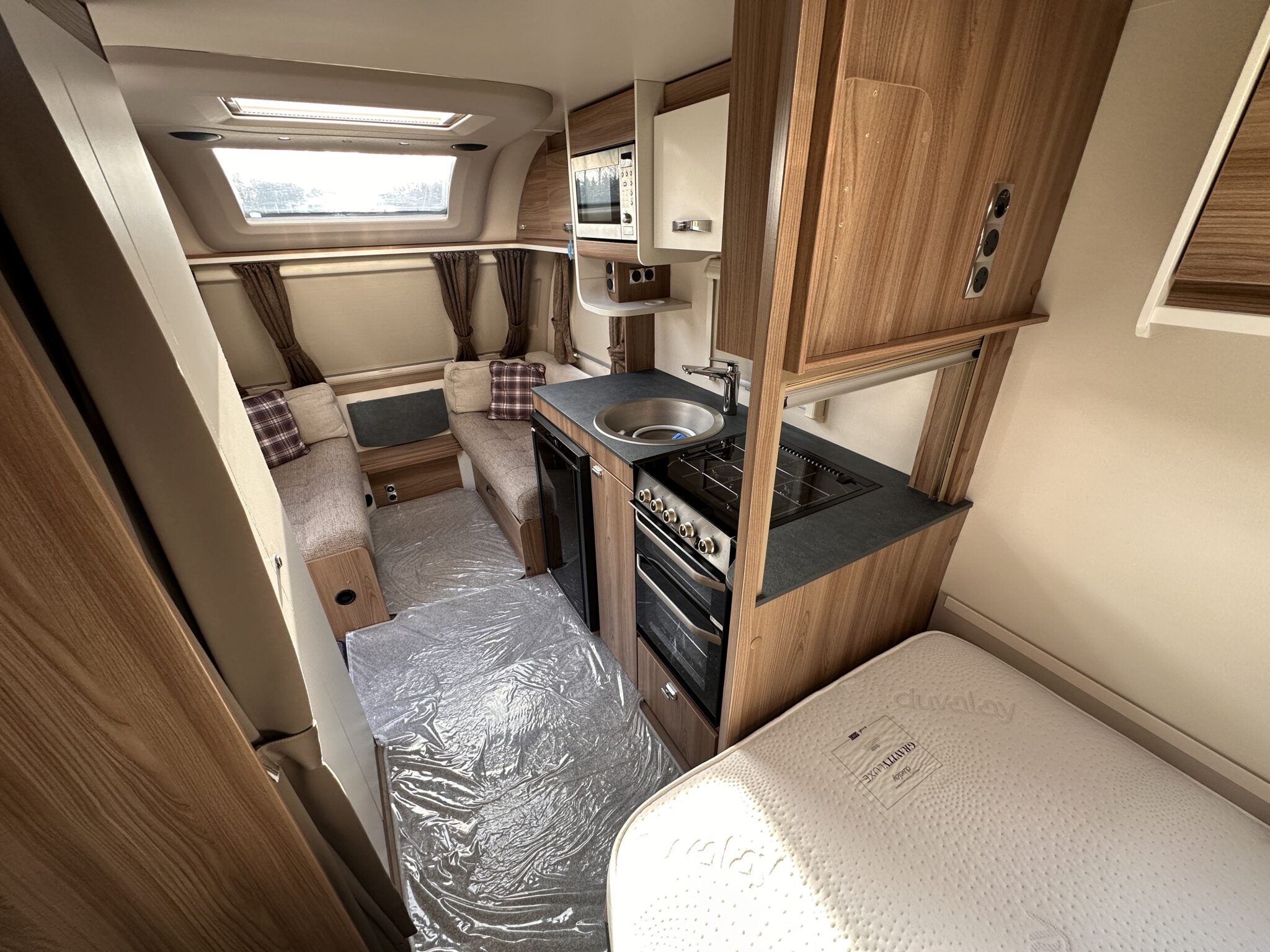 Swift Sprite Alpine 4- 2022 Caravan - Image 27