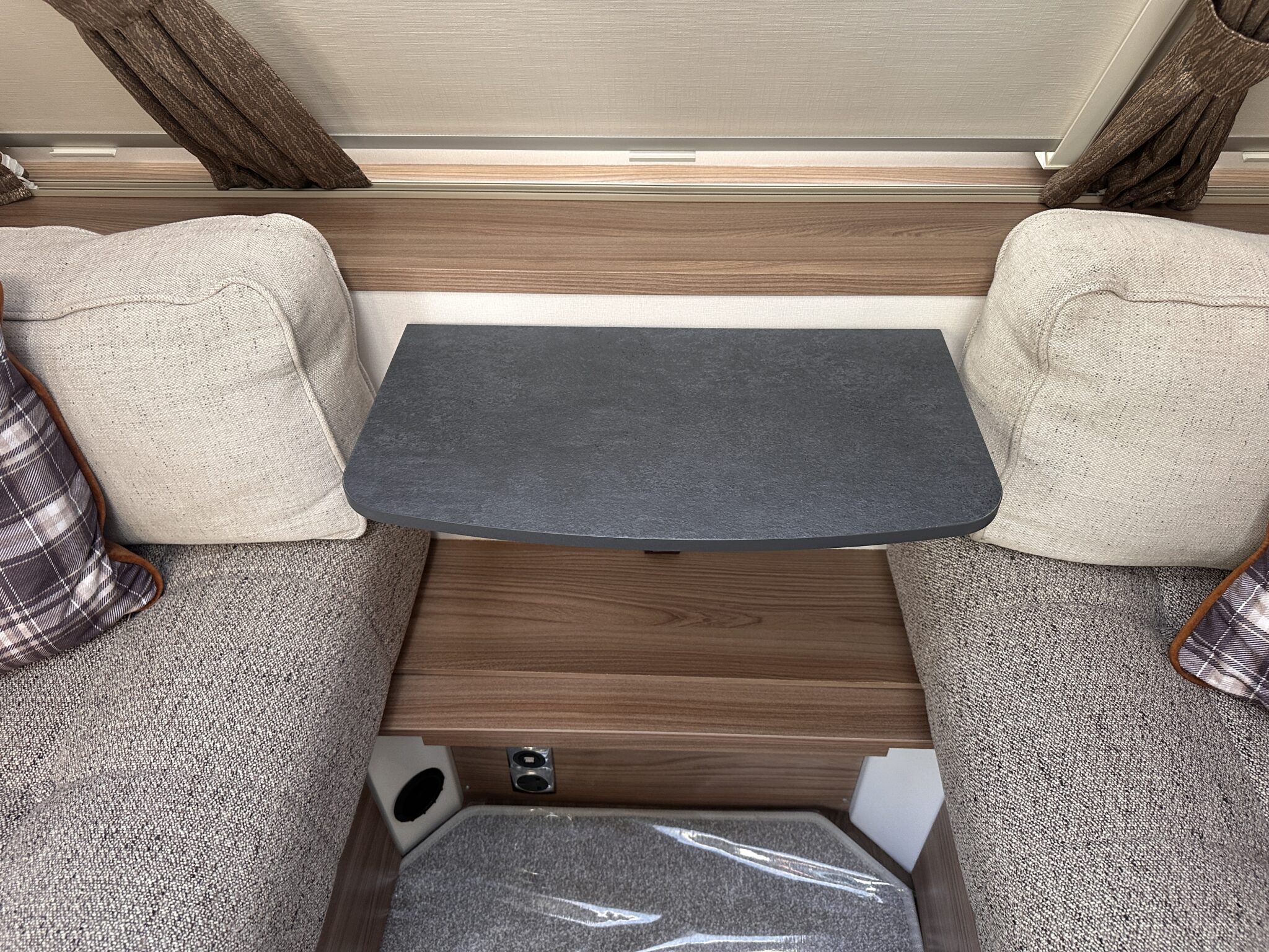 Swift Sprite Alpine 4- 2022 Caravan - Image 35