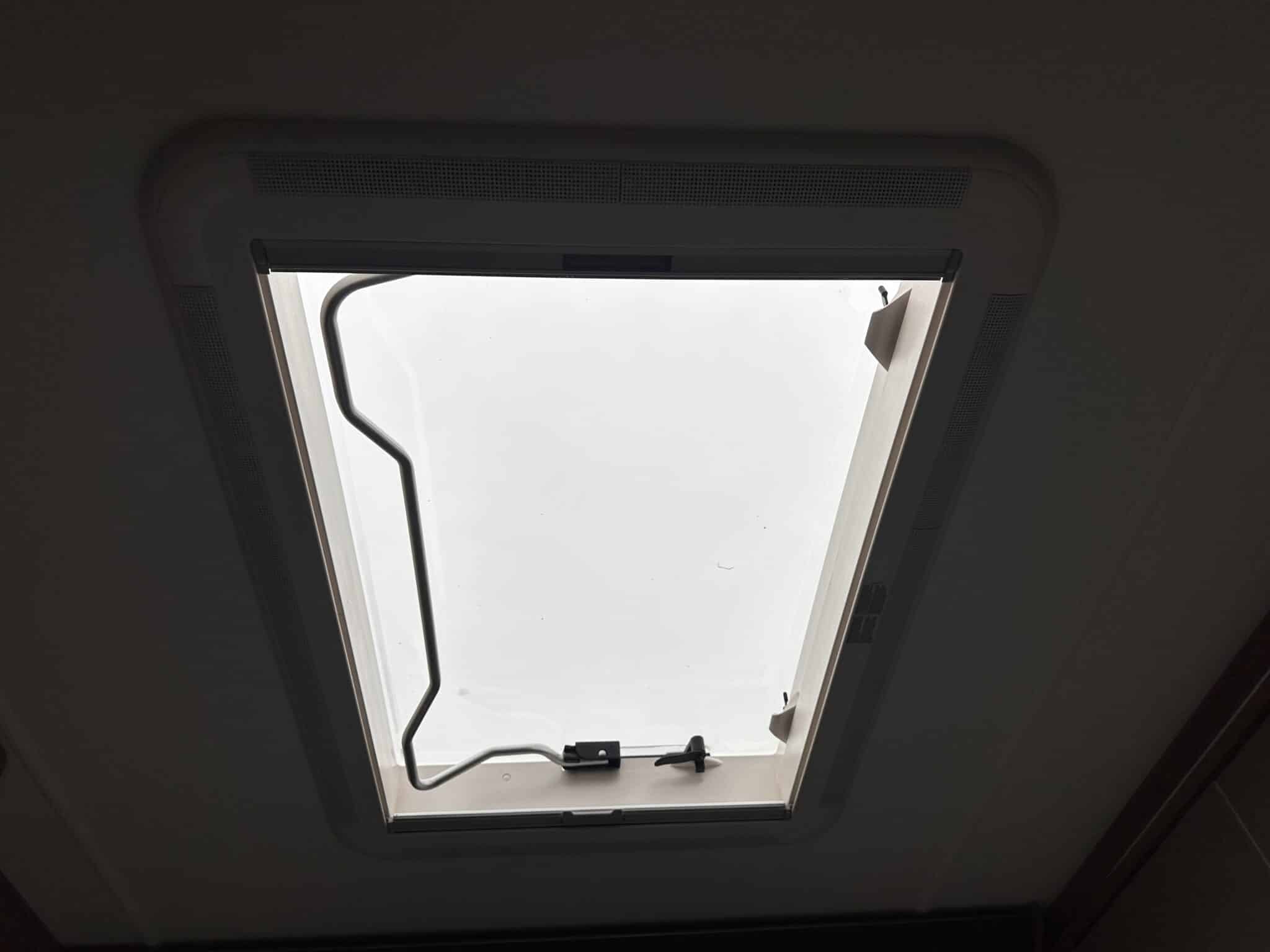 Coachman Laser 665- 2019 Caravan - Image 105