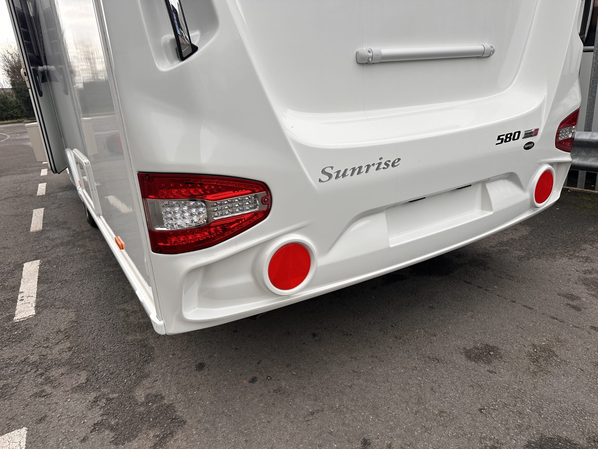 Swift Sunrise 580 - 2022 Caravan - Image 21