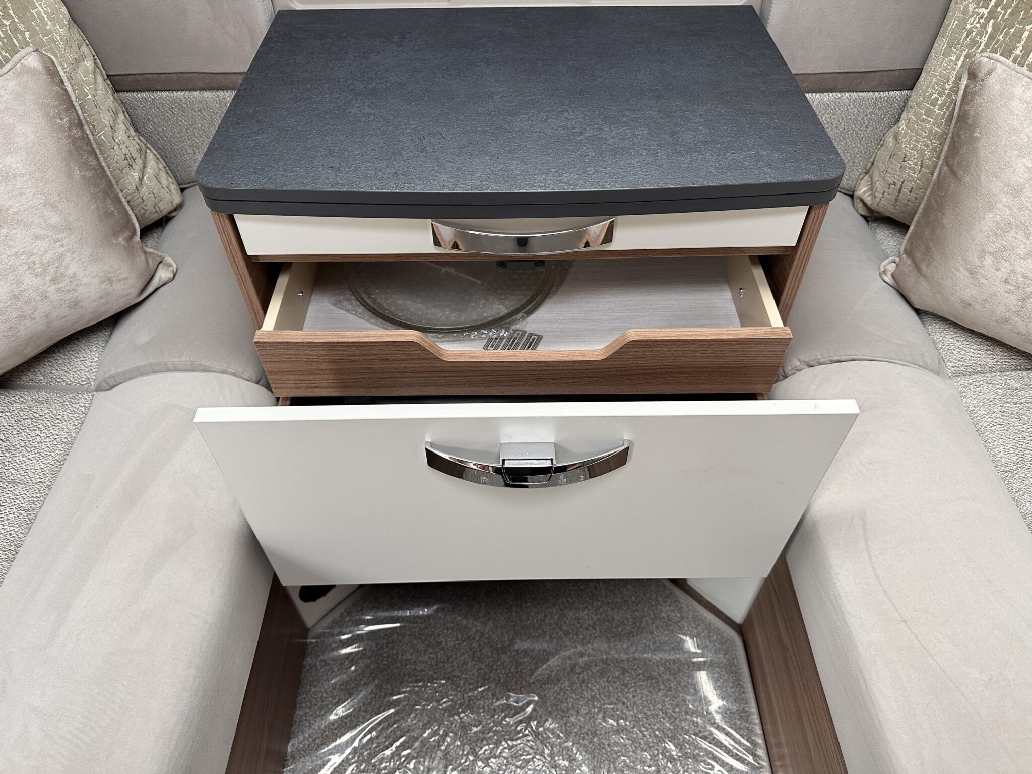 Swift Sunrise 580 - 2022 Caravan - Image 39