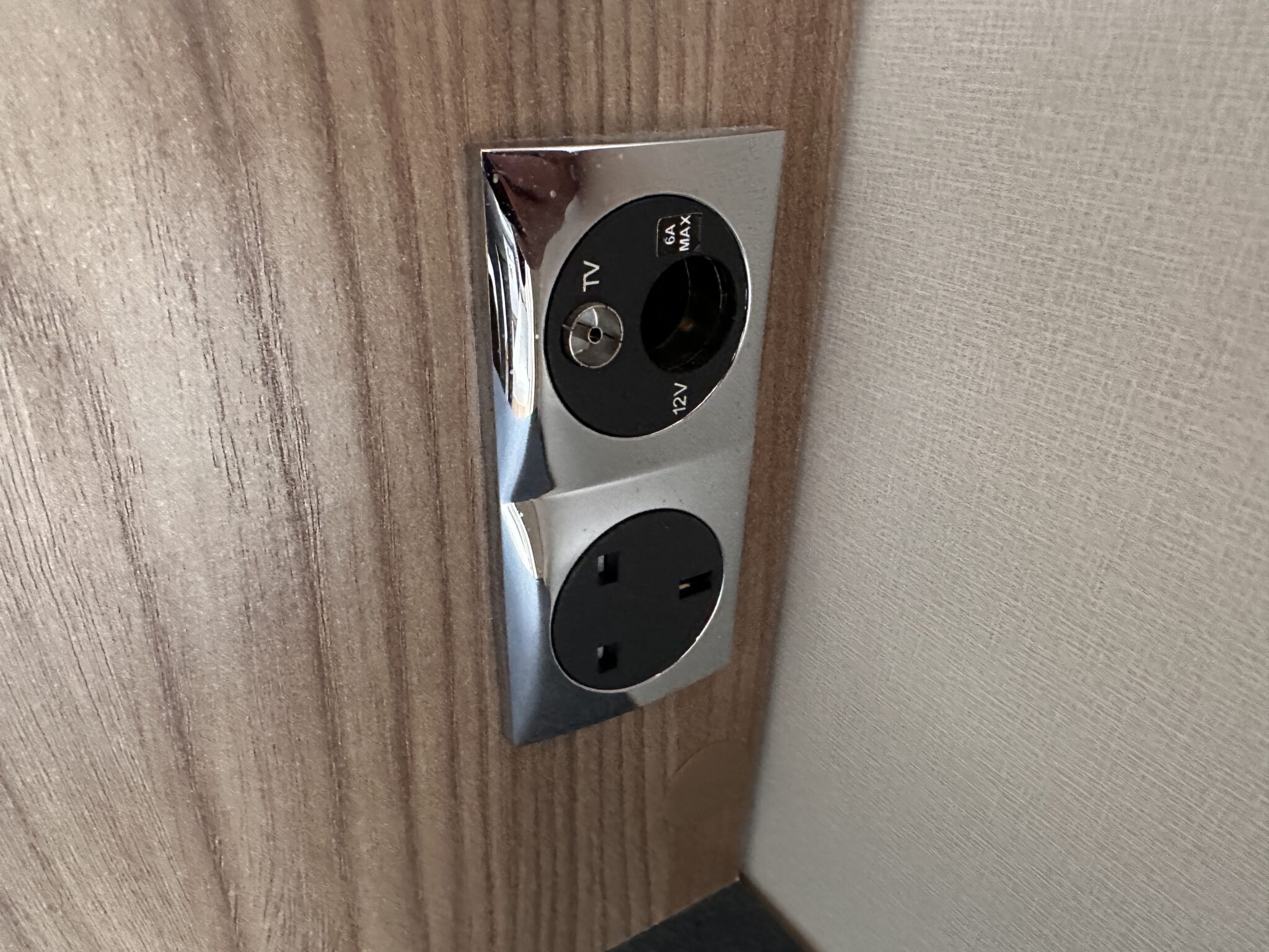 Swift Sunrise 580 - 2022 Caravan - Image 56