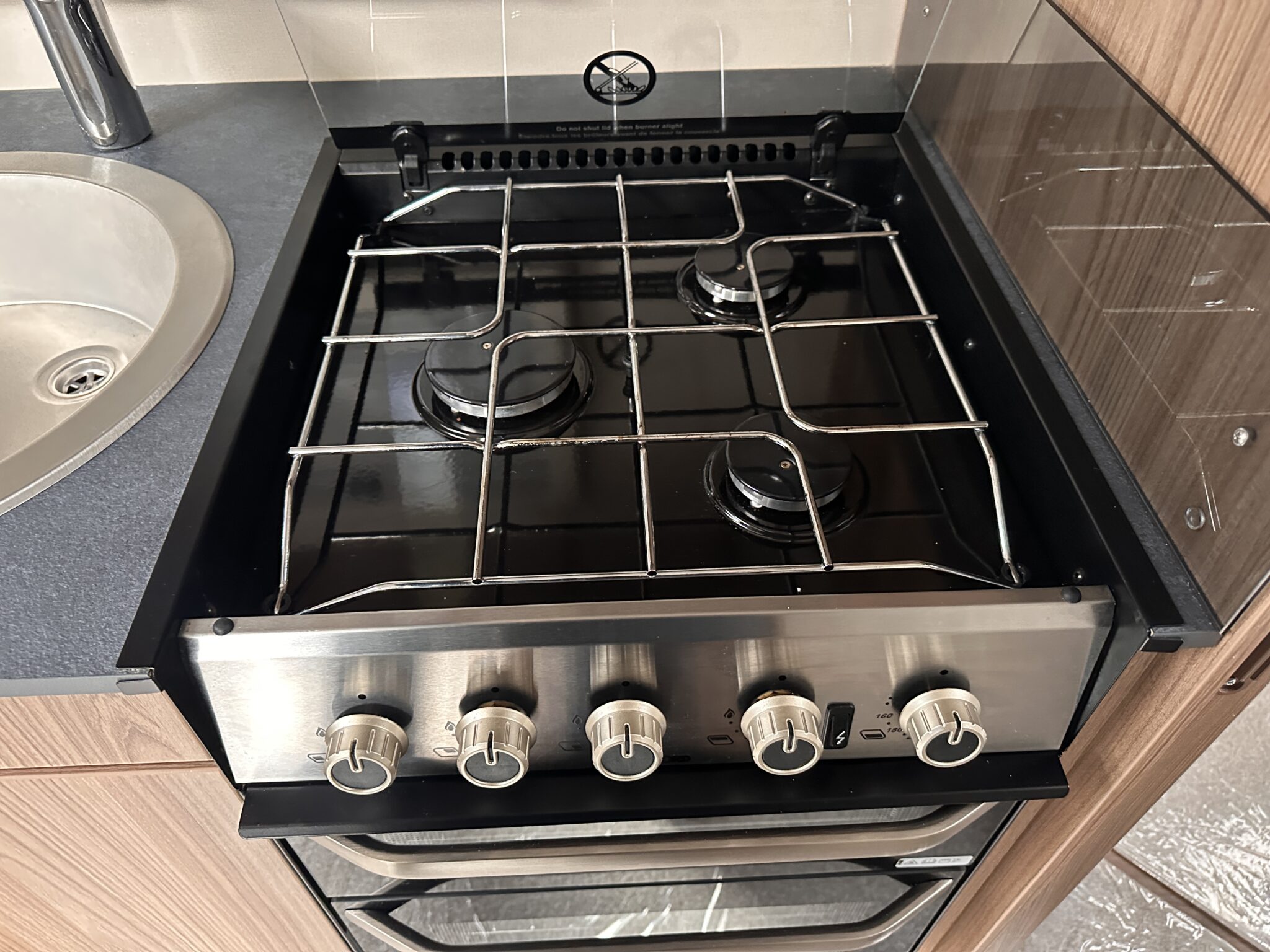 Swift Sunrise 580 - 2022 Caravan - Image 64