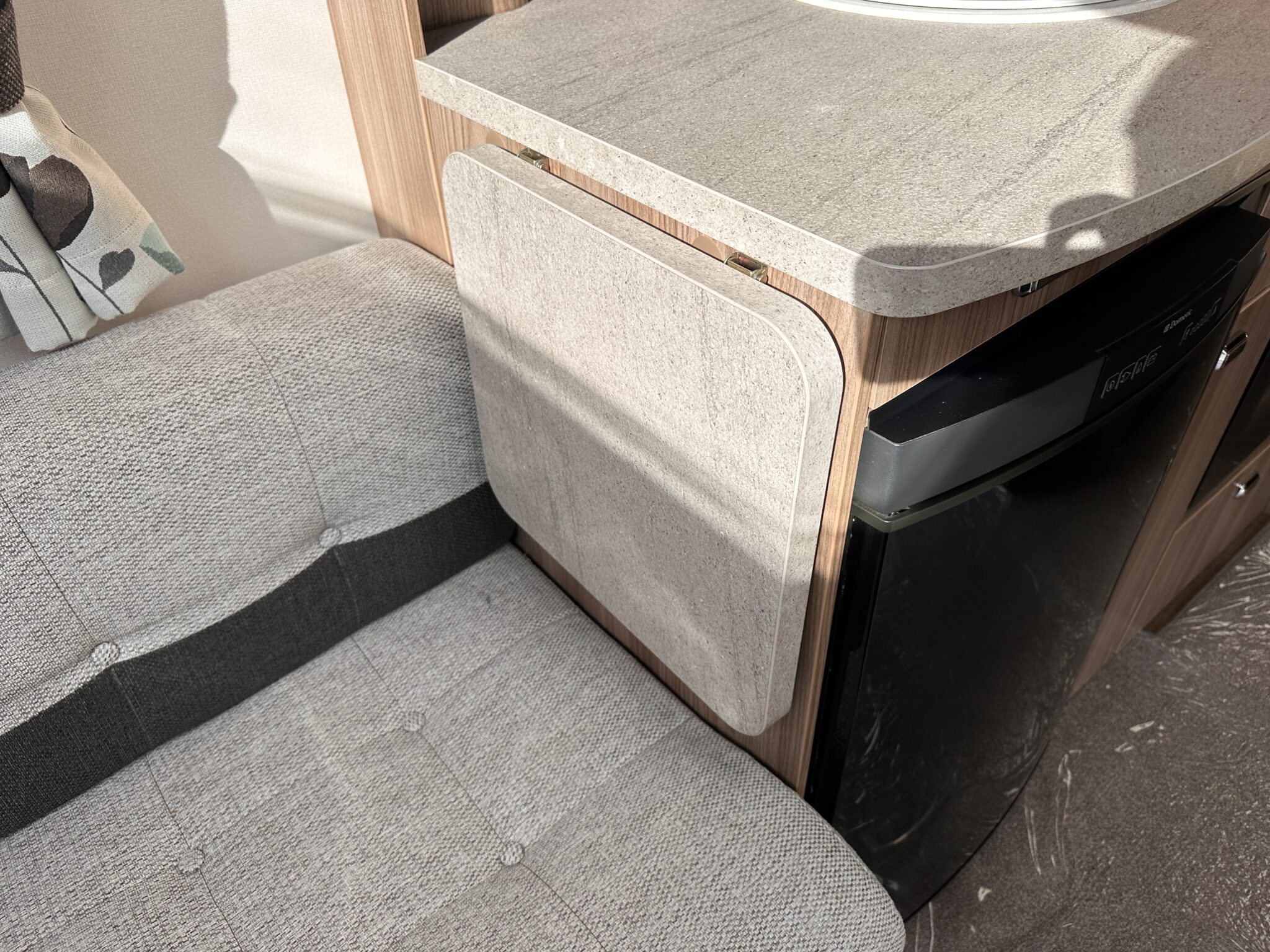 Swift Challenger Sport 554 - 2015 Caravan - Image 46