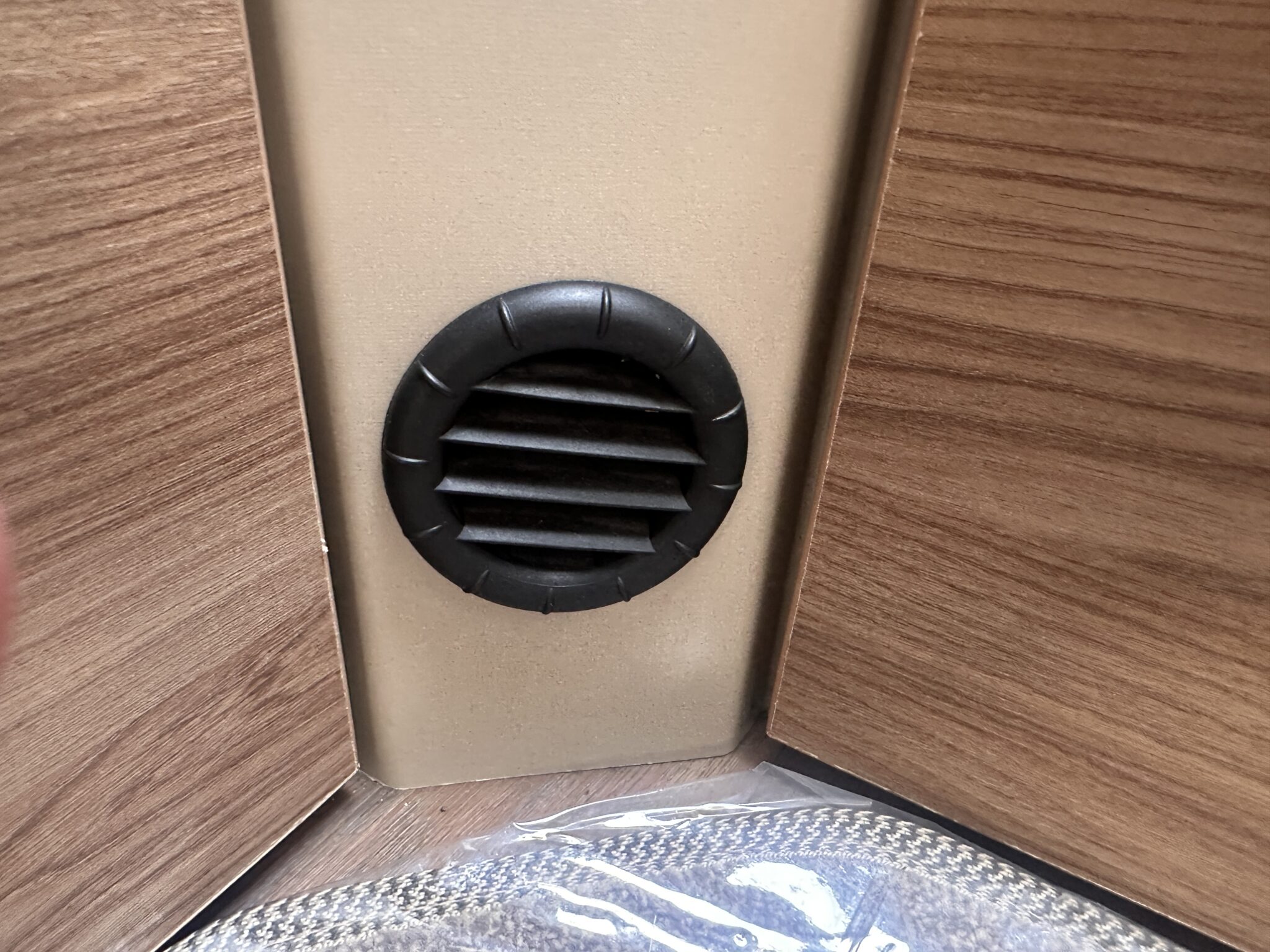 Swift Challenger Sport 554 - 2015 Caravan - Image 50