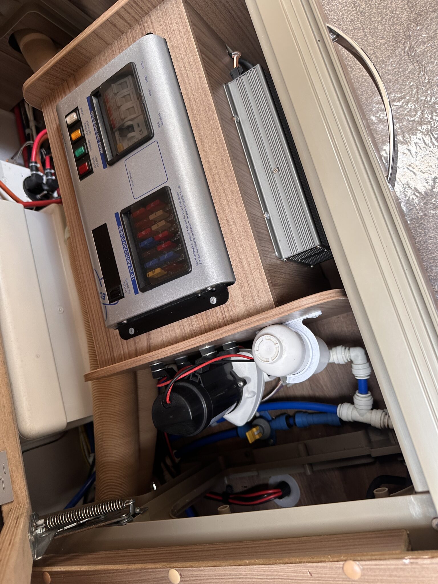 Swift Challenger Sport 554 - 2015 Caravan - Image 52