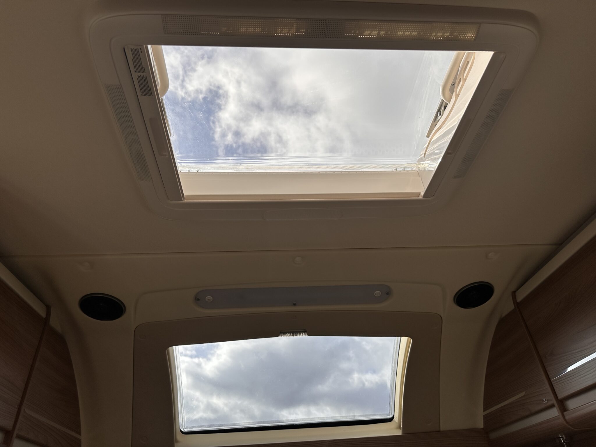 Swift Challenger Sport 554 - 2015 Caravan - Image 55