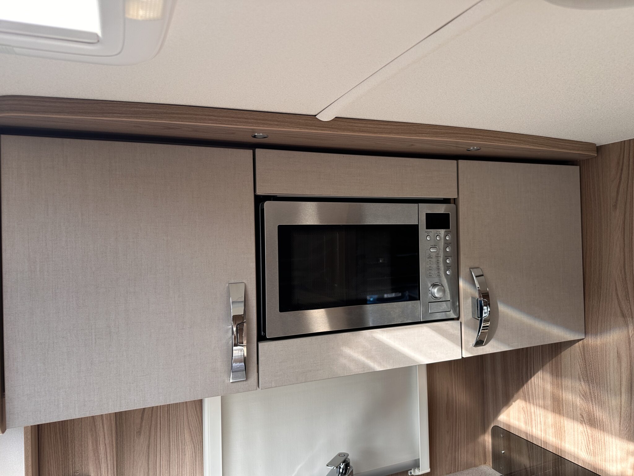 Swift Challenger Sport 554 - 2015 Caravan - Image 64