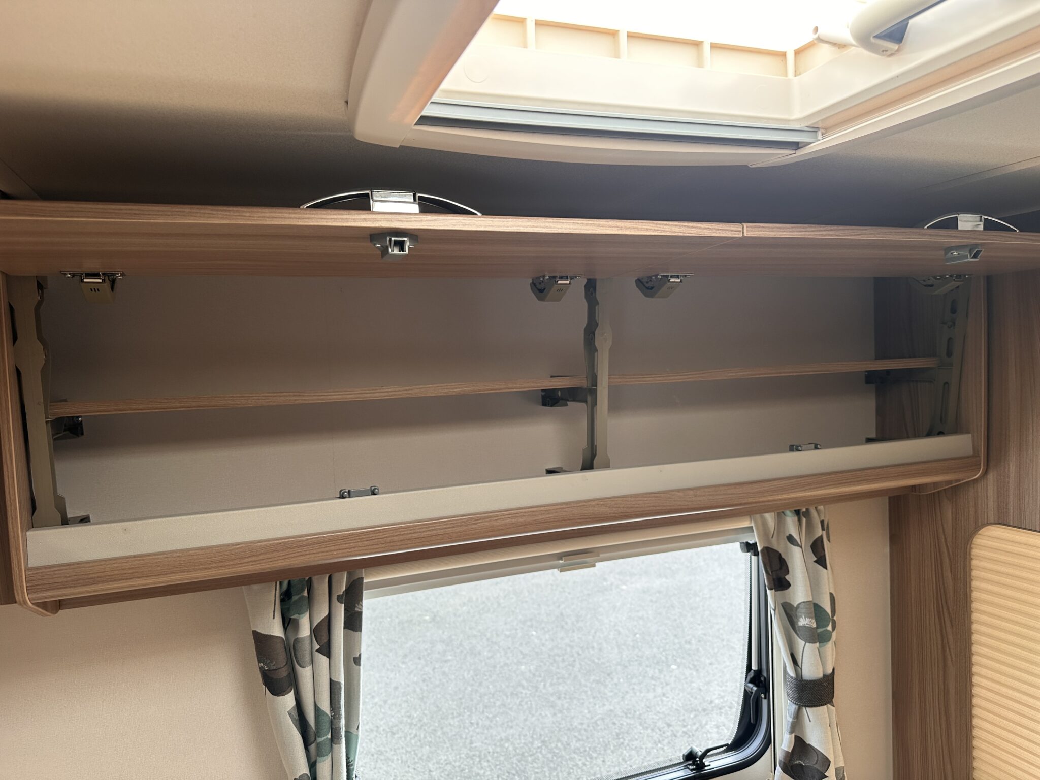 Swift Challenger Sport 554 - 2015 Caravan - Image 80