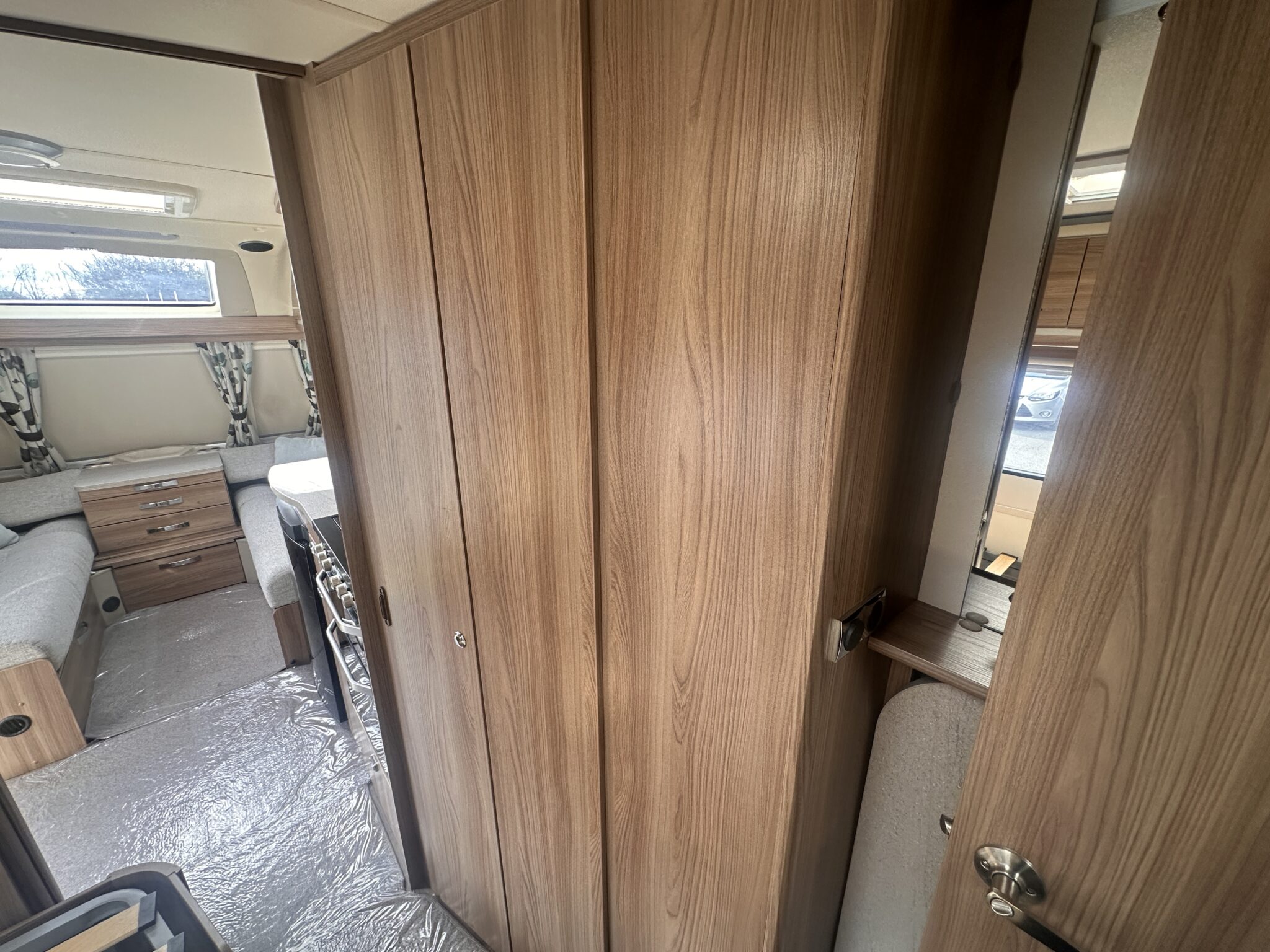 Swift Challenger Sport 554 - 2015 Caravan - Image 84