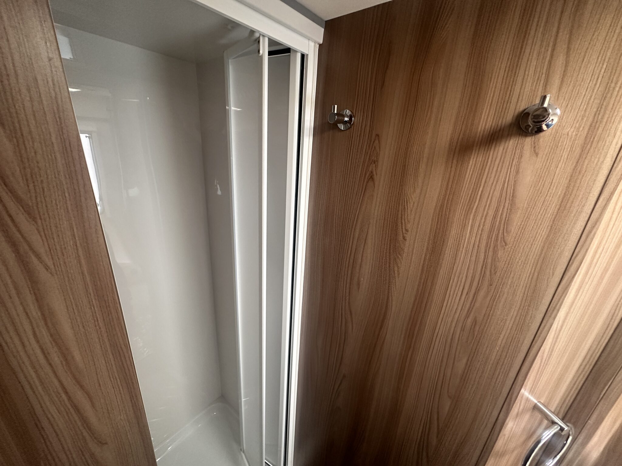 Swift Challenger Sport 554 - 2015 Caravan - Image 96