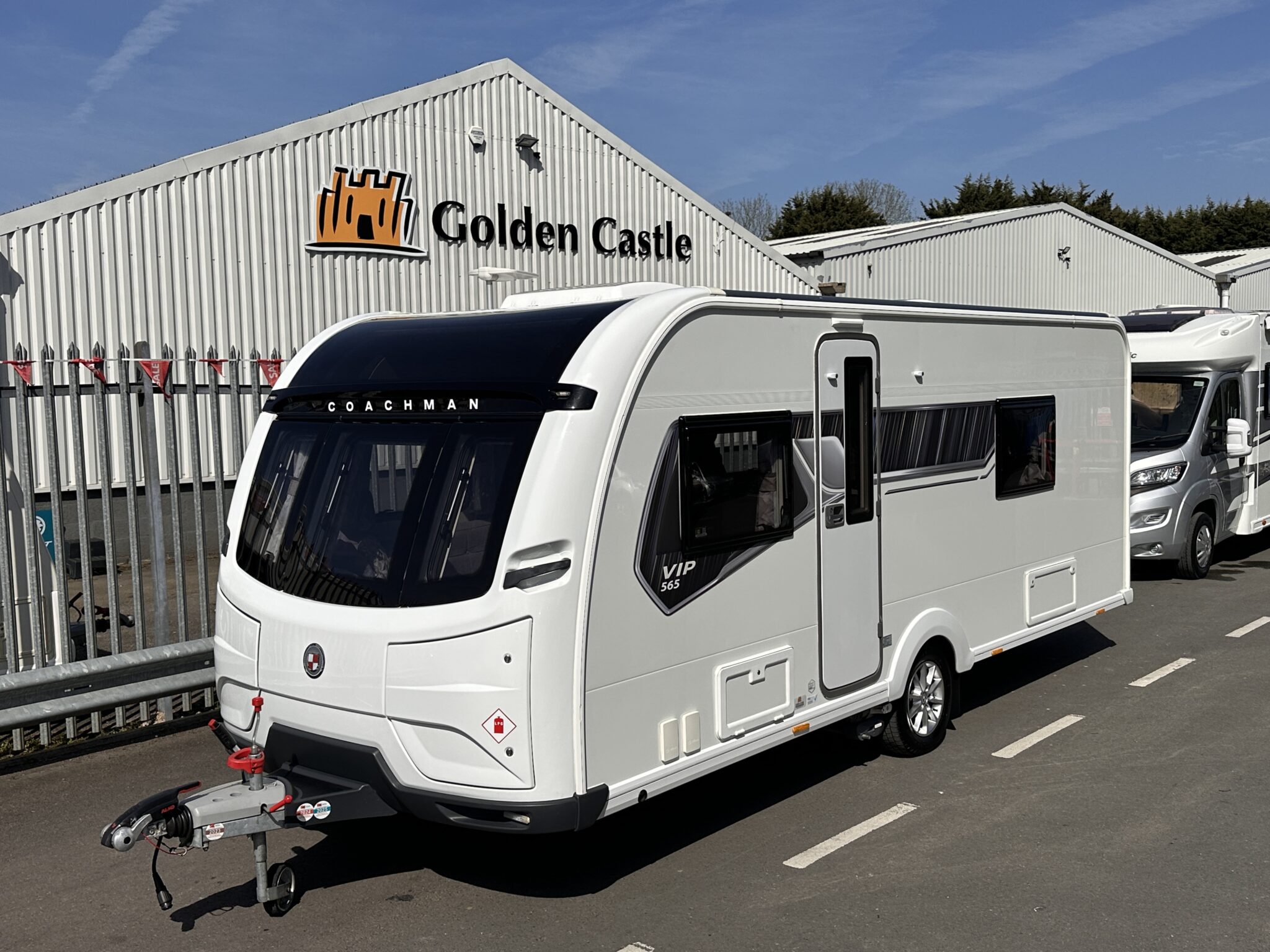 Coachman VIP 565- 2022 Caravan