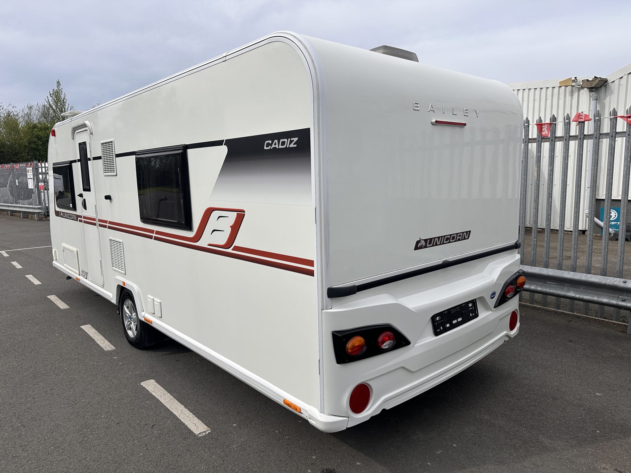 Bailey Unicorn Cadiz- 2018 Caravan - Image 4