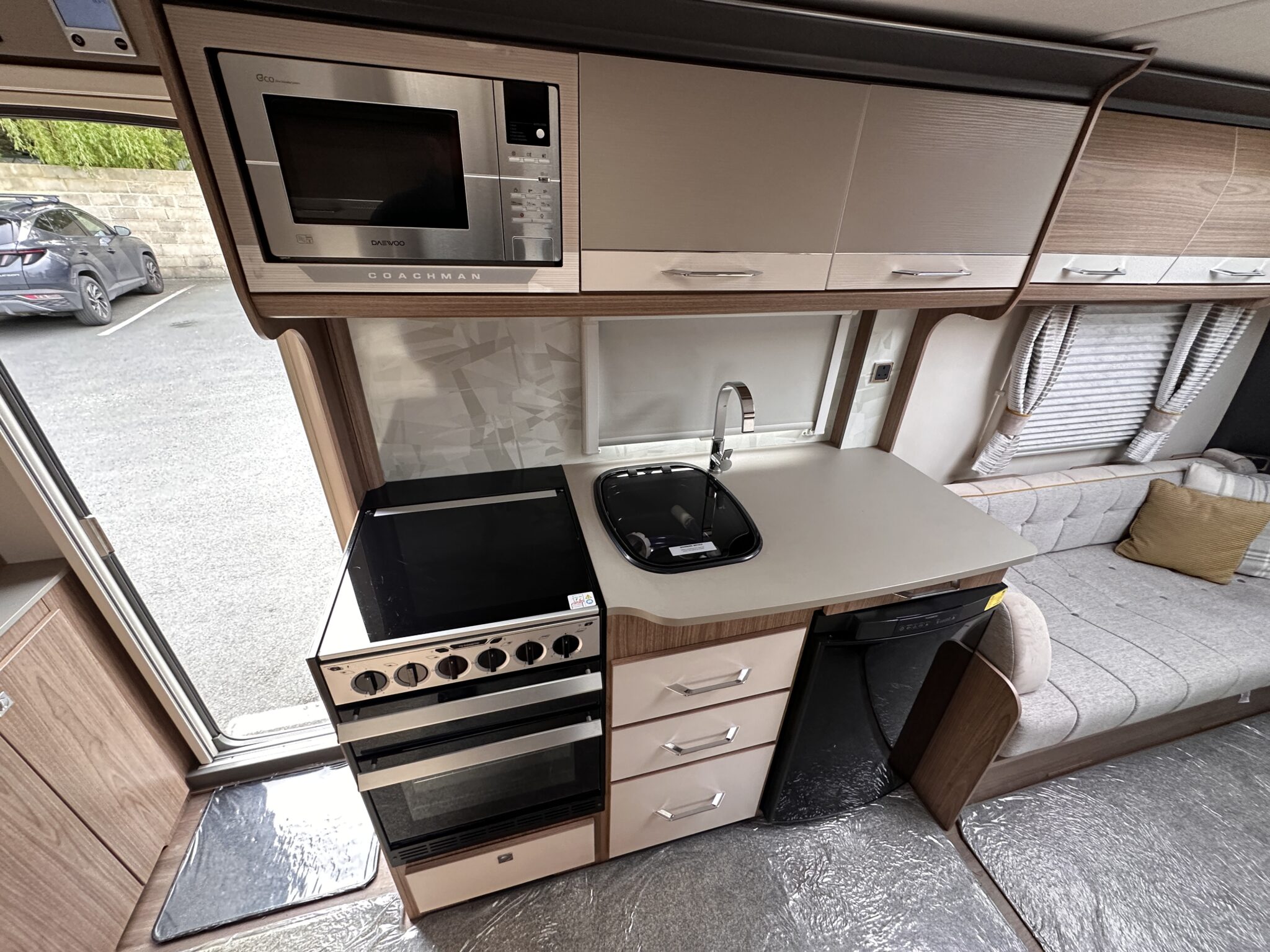 Coachman VIP 520- 2018 Caravan - Image 26