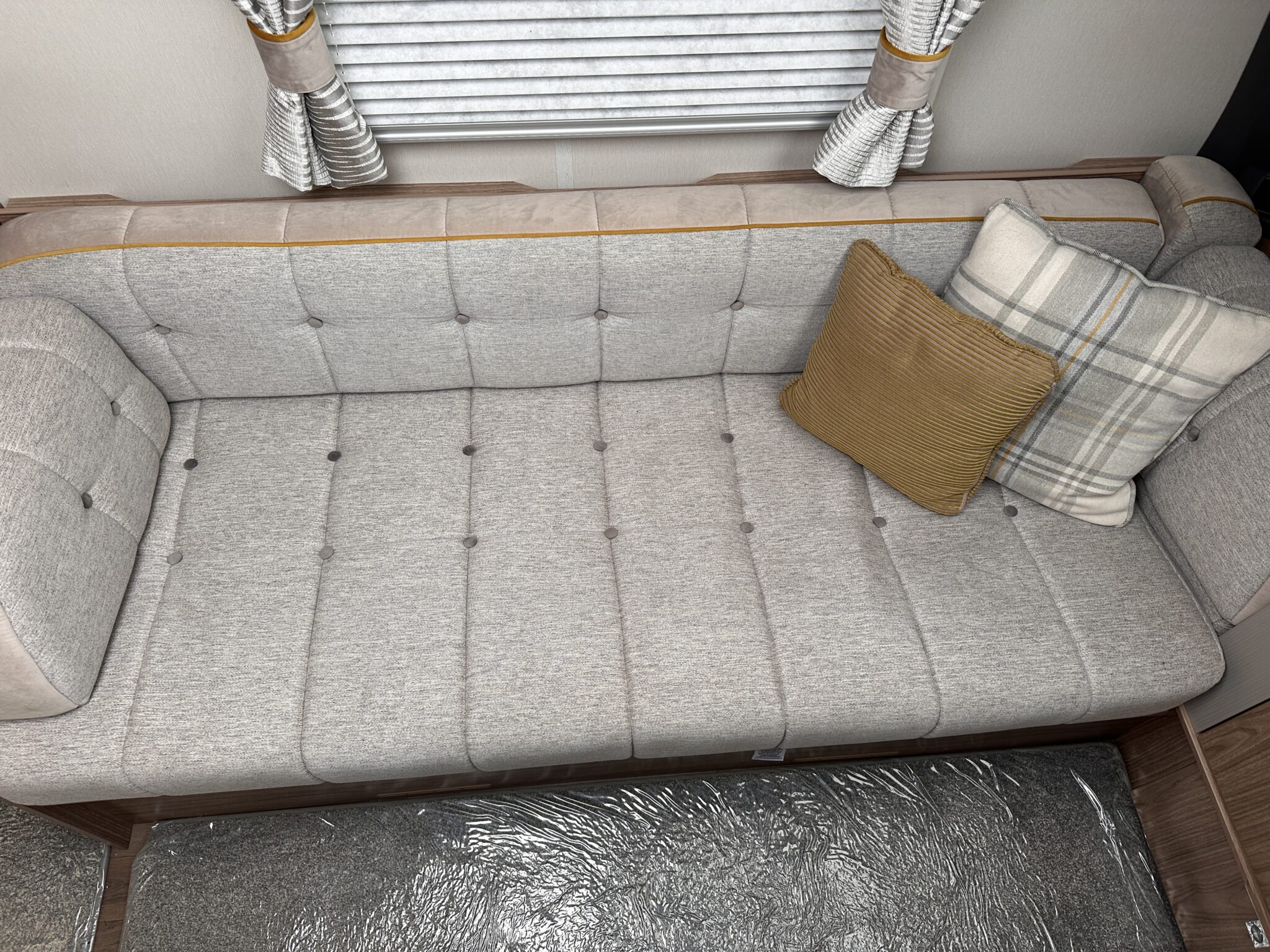 Coachman VIP 520- 2018 Caravan - Image 29