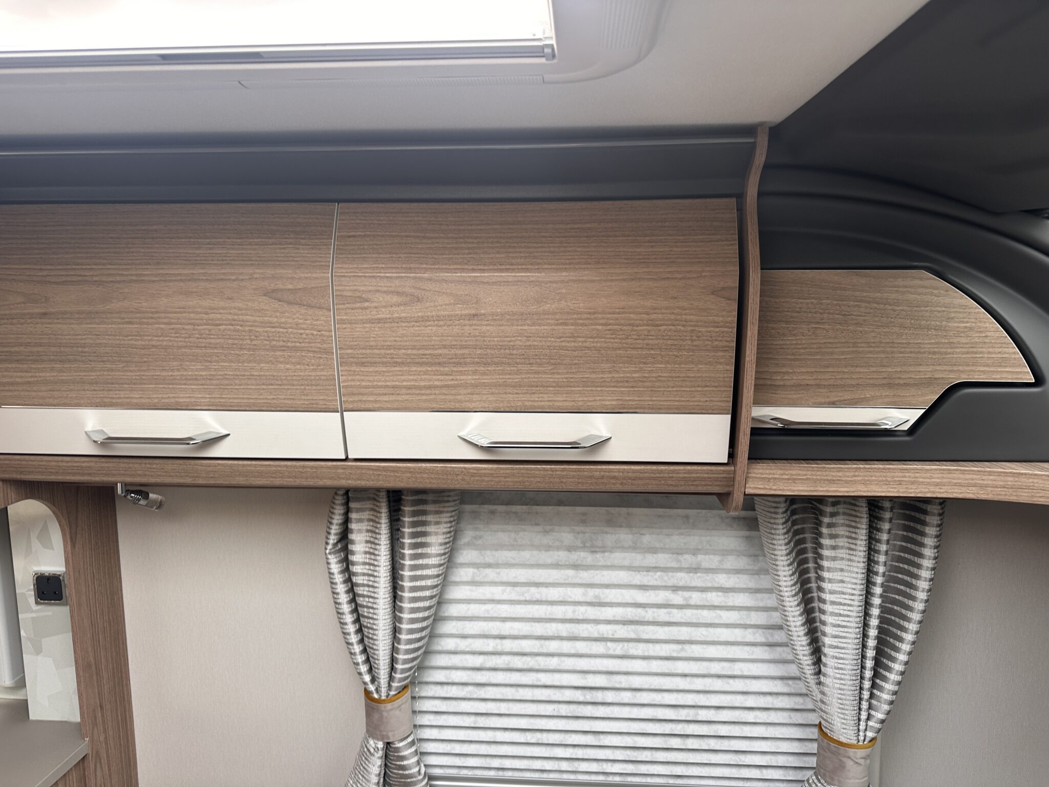 Coachman VIP 520- 2018 Caravan - Image 30