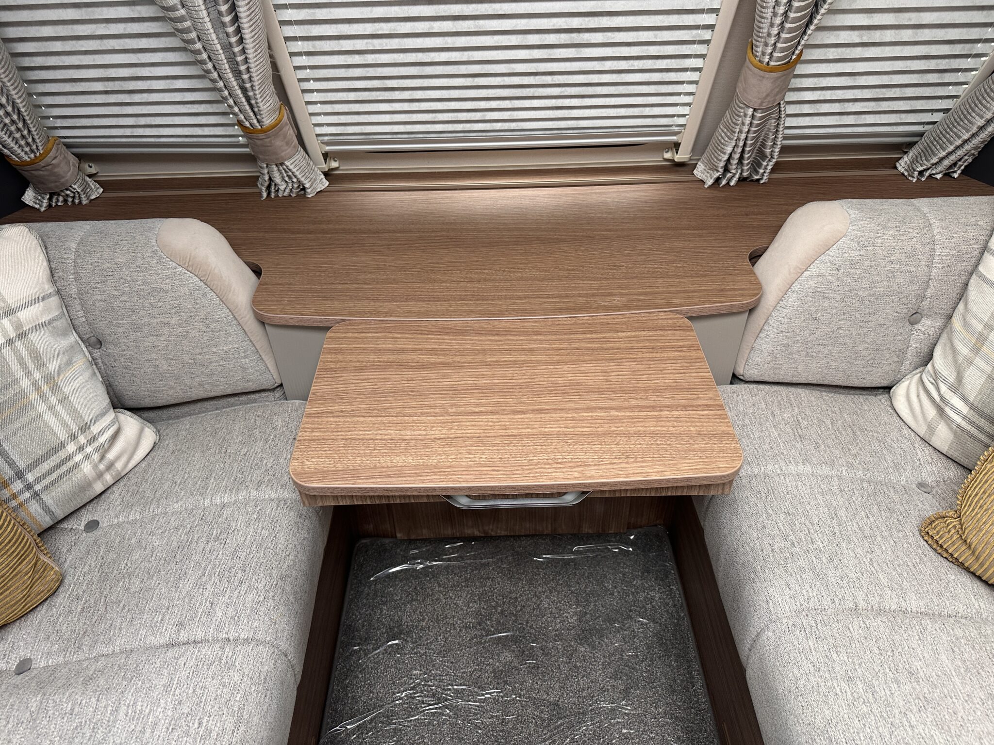 Coachman VIP 520- 2018 Caravan - Image 36