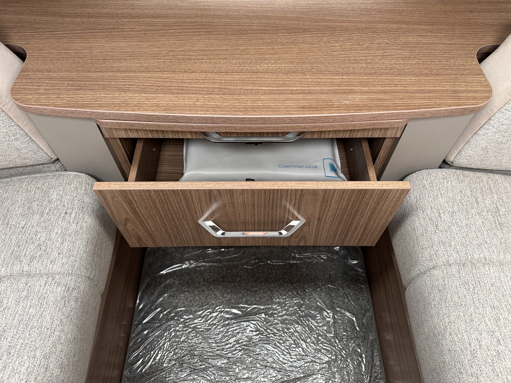 Coachman VIP 520- 2018 Caravan - Image 37