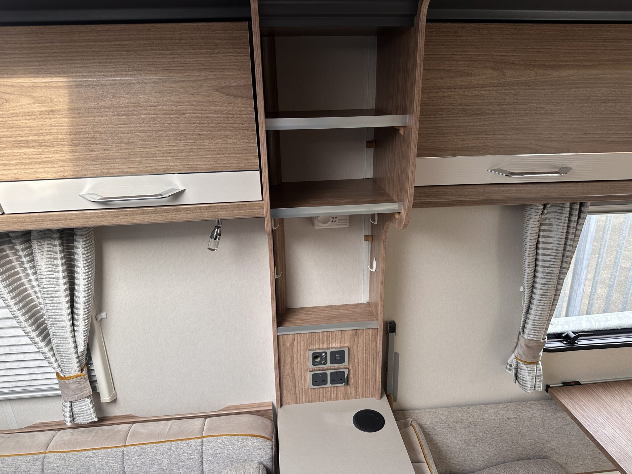 Coachman VIP 520- 2018 Caravan - Image 45