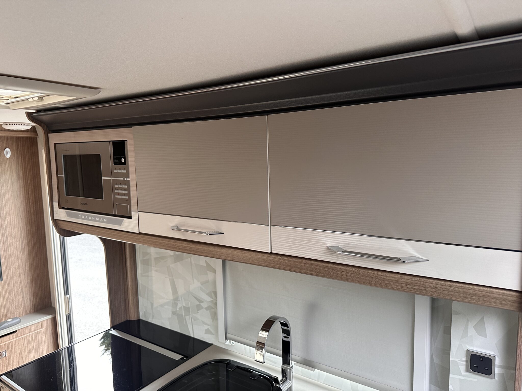 Coachman VIP 520- 2018 Caravan - Image 57