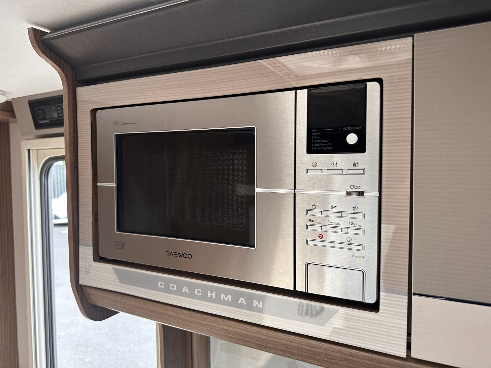 Coachman VIP 520- 2018 Caravan - Image 60