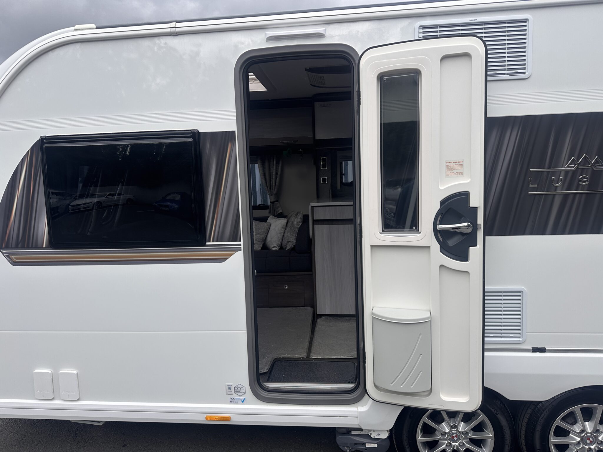 Coachman Lusso II- 2023 Caravan - Image 10