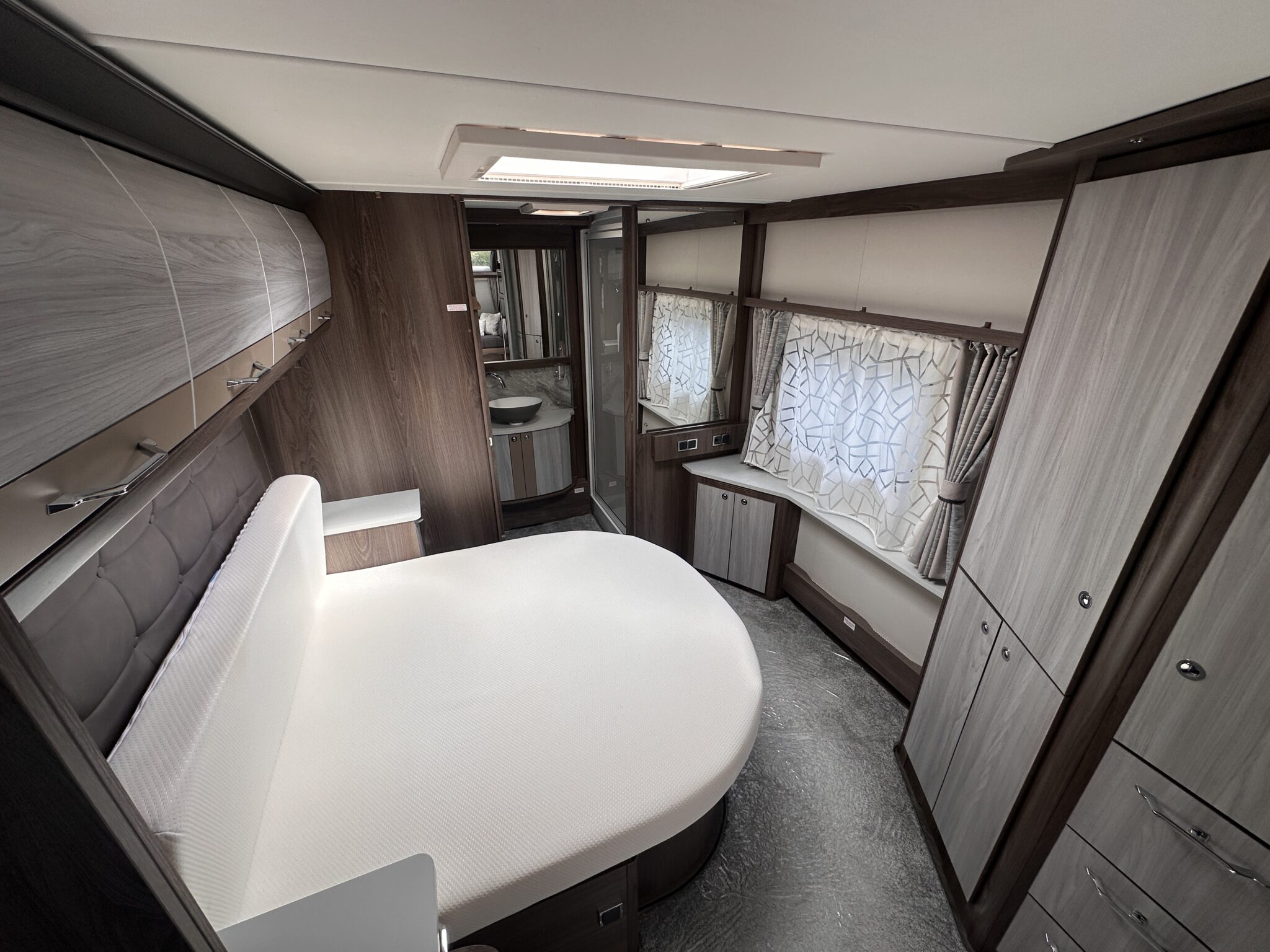 Coachman Lusso II- 2023 Caravan - Image 28