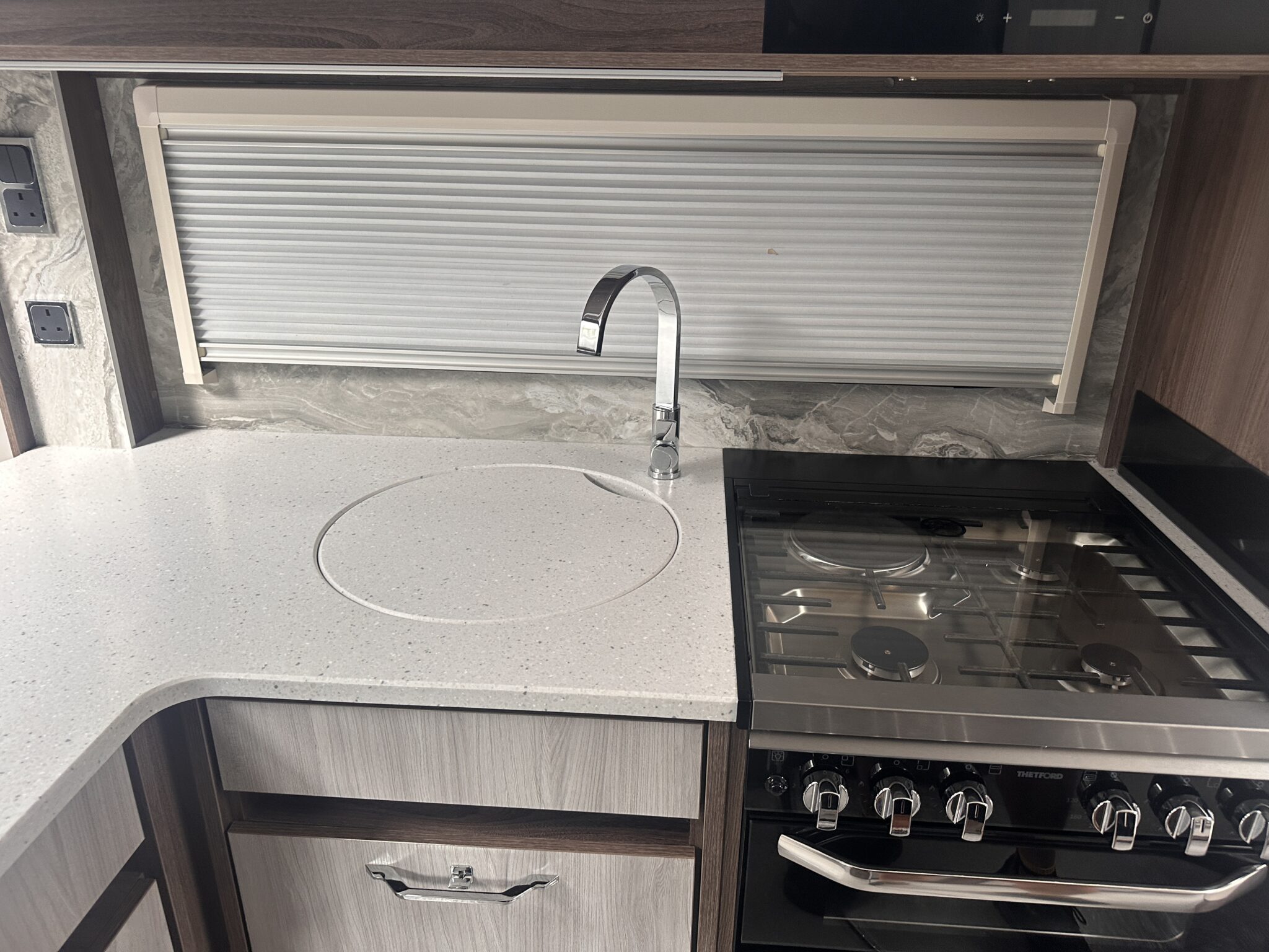 Coachman Lusso II- 2023 Caravan - Image 64