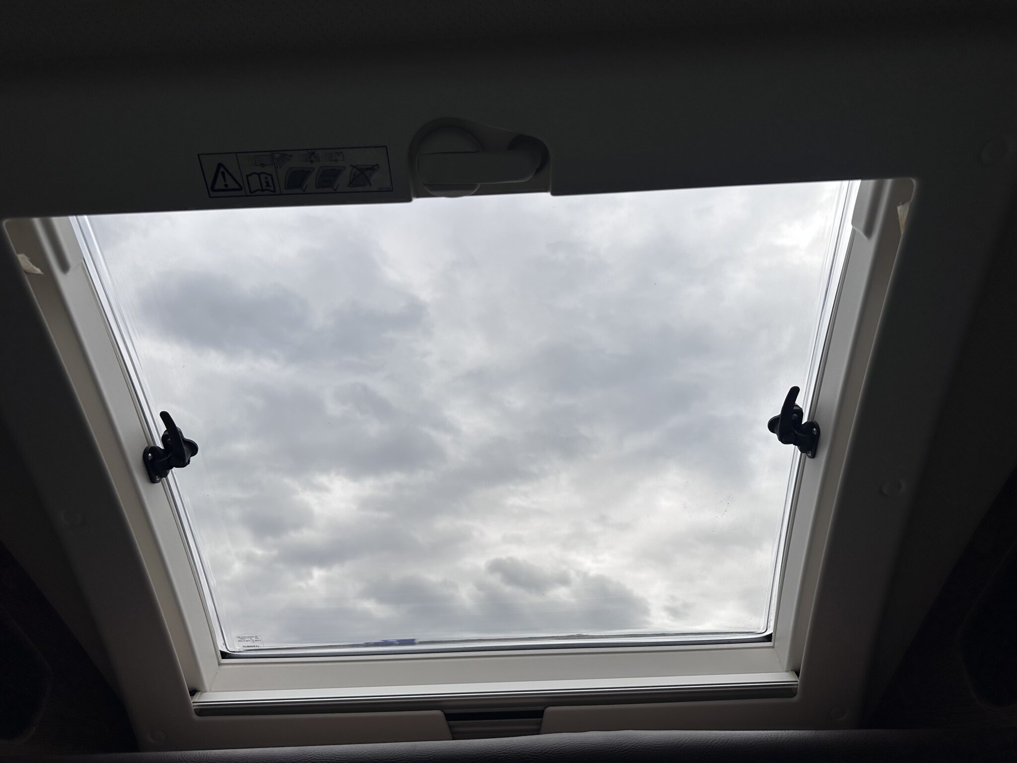 Auto-Sleeper Broadway- 2018 Motorhome - Image 17