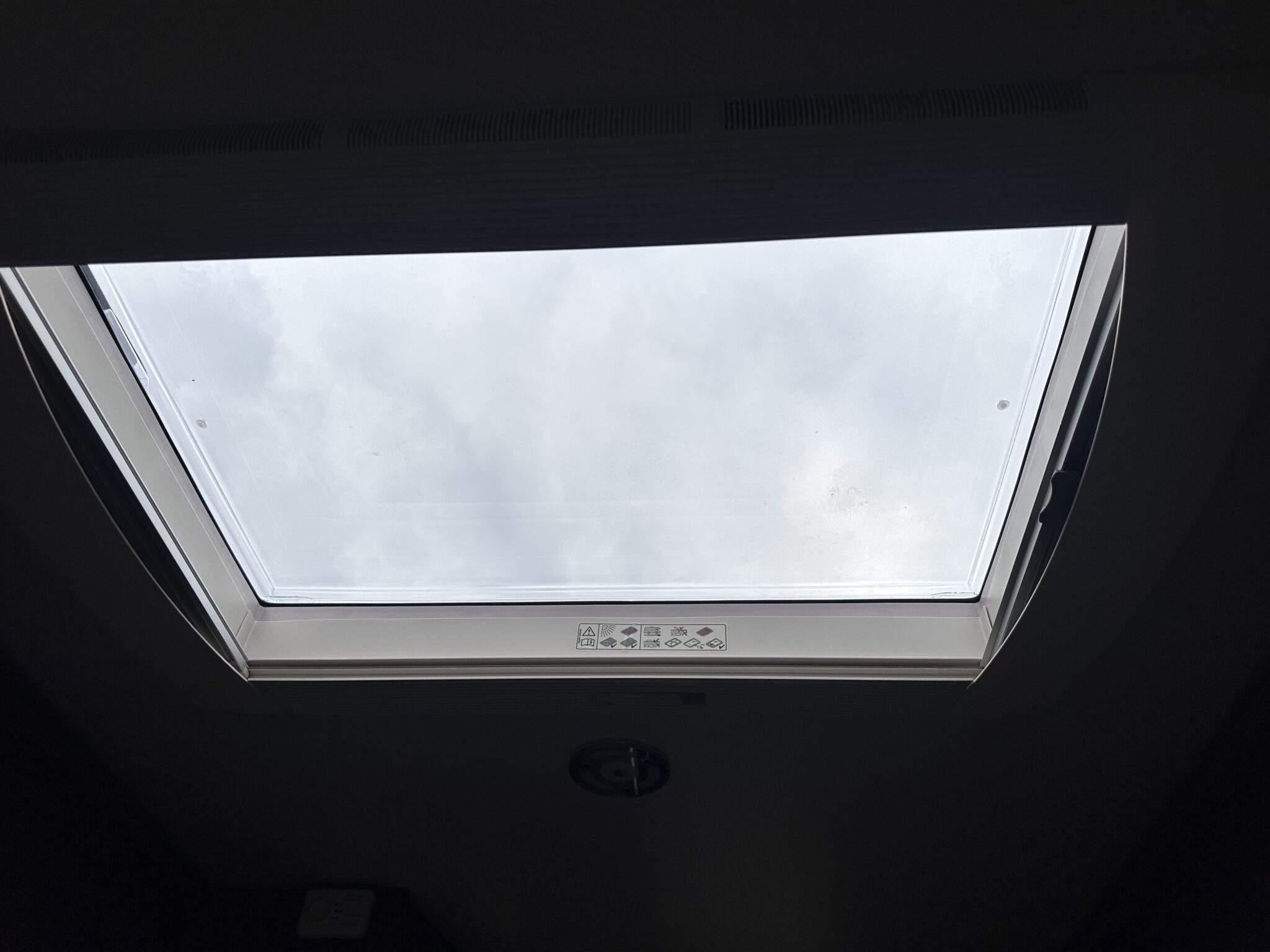 Auto-Sleeper Broadway- 2018 Motorhome - Image 34