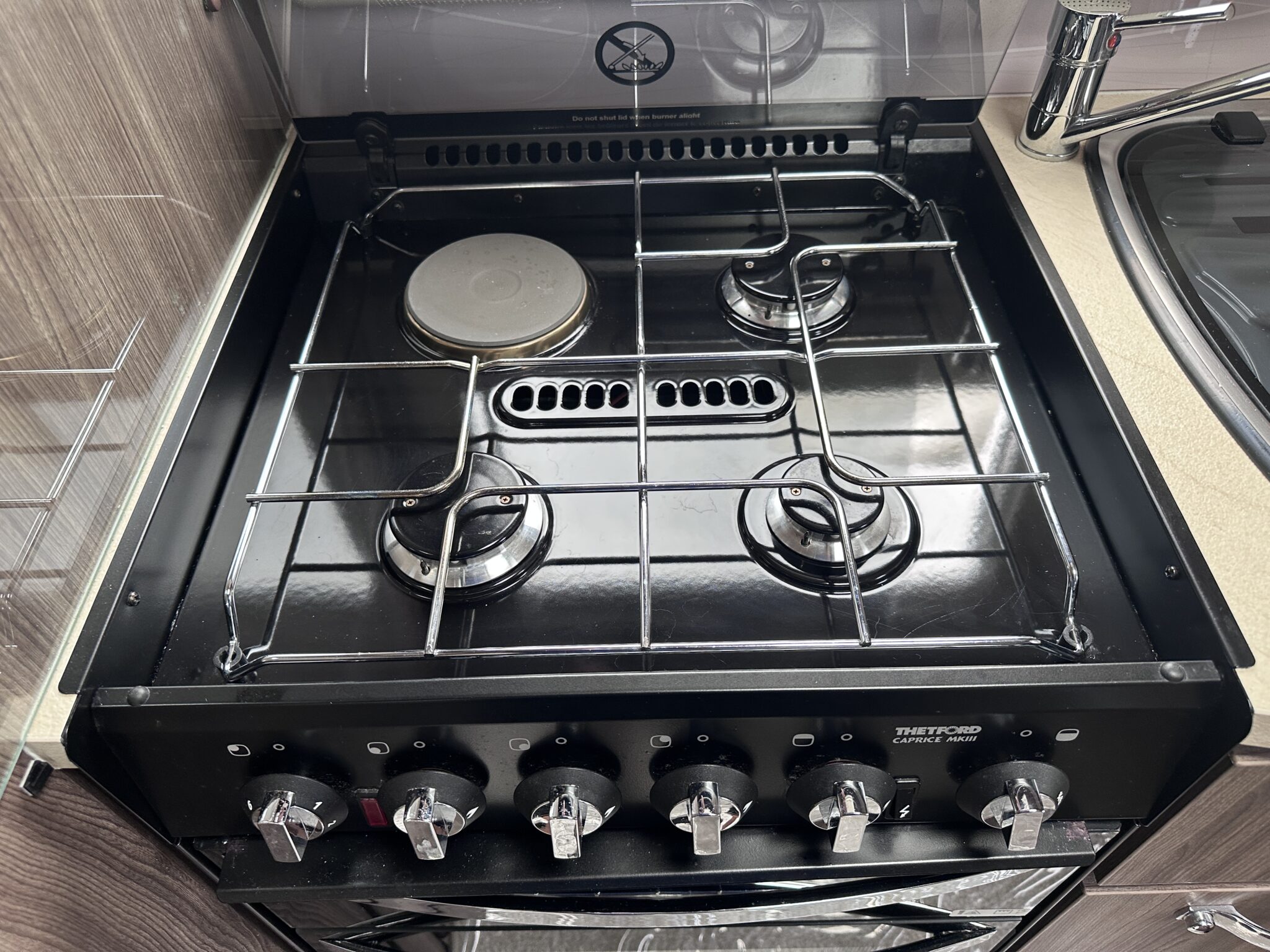 Auto-Sleeper Broadway- 2018 Motorhome - Image 50