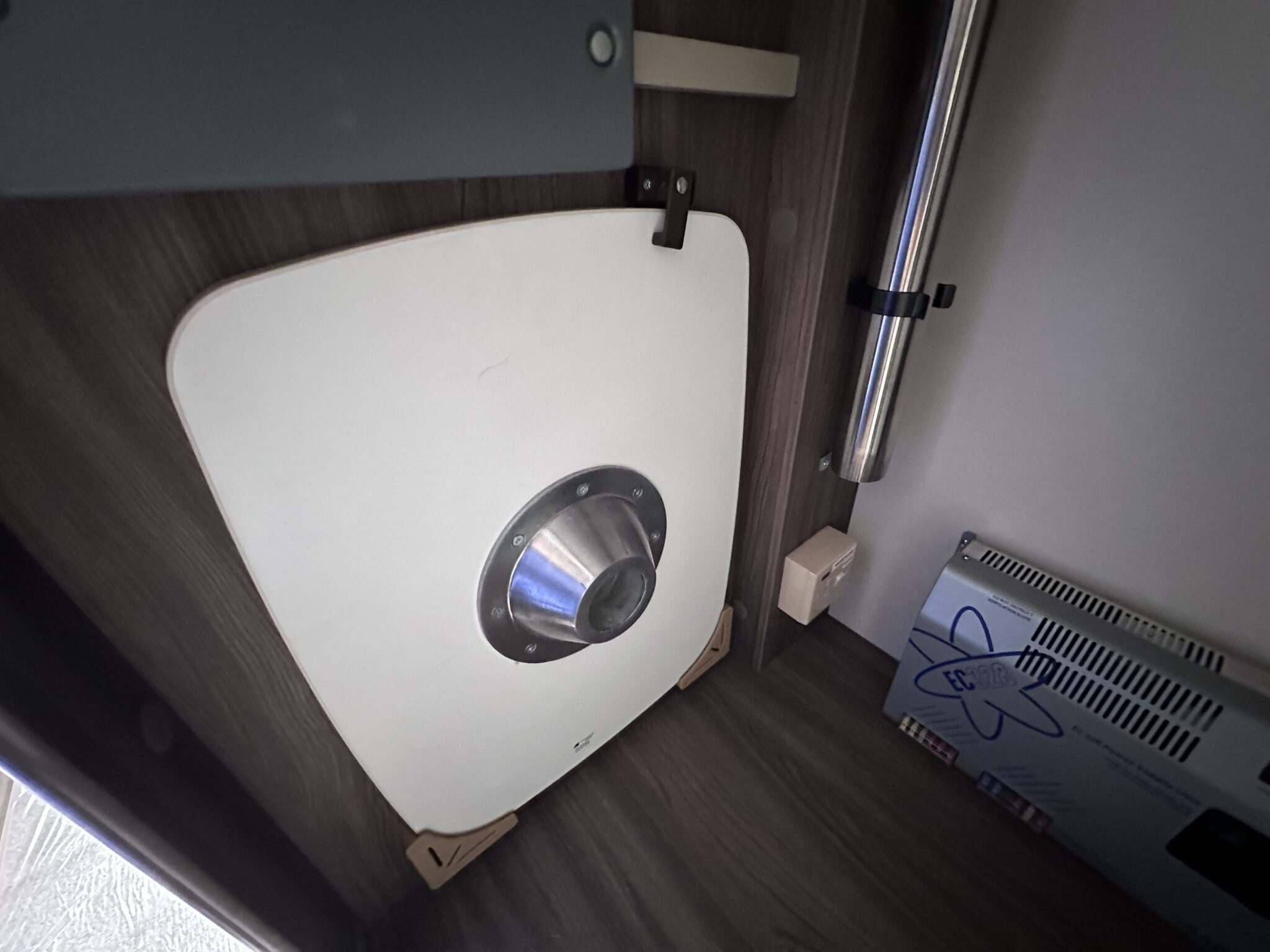 Auto-Sleeper Broadway- 2018 Motorhome - Image 61