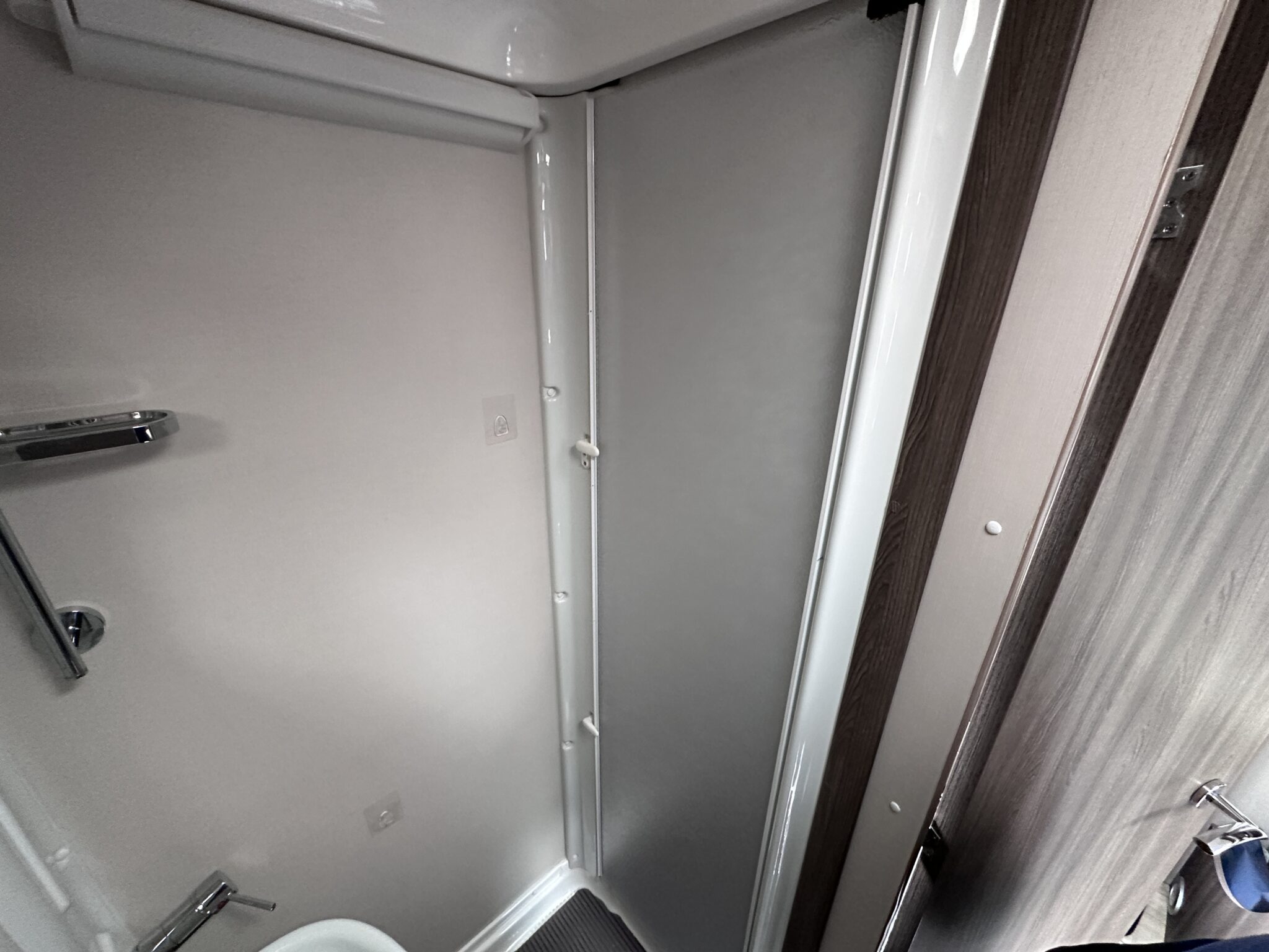 Auto-Sleeper Broadway- 2018 Motorhome - Image 81