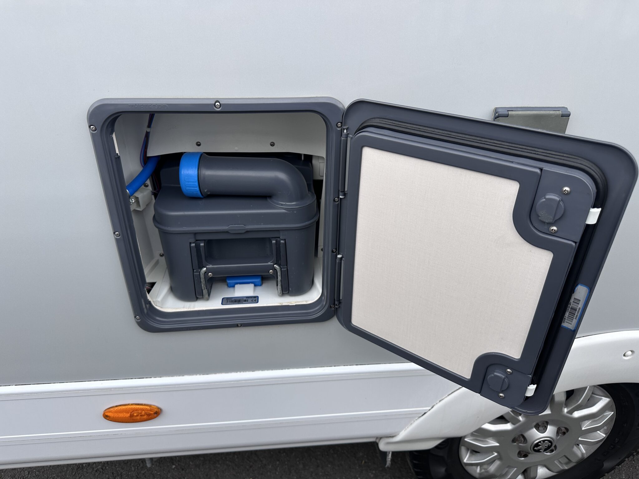 Auto-Sleeper Broadway- 2018 Motorhome - Image 79