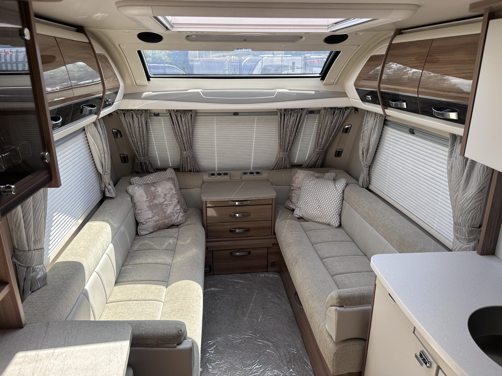 Swift Bessacarr 495 – 2018 Caravan - Image 27