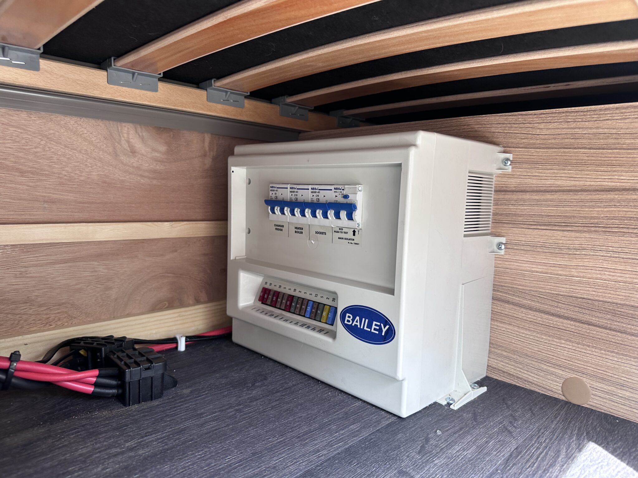 Bailey Phoenix GT75 420 – 2025 Caravan - Image 15