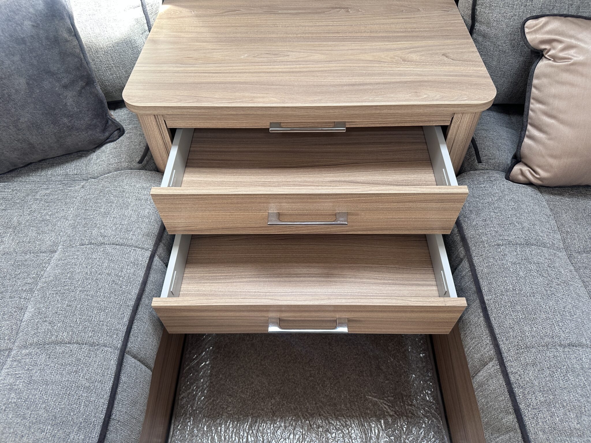 Bailey Phoenix GT75 420 – 2025 Caravan - Image 35