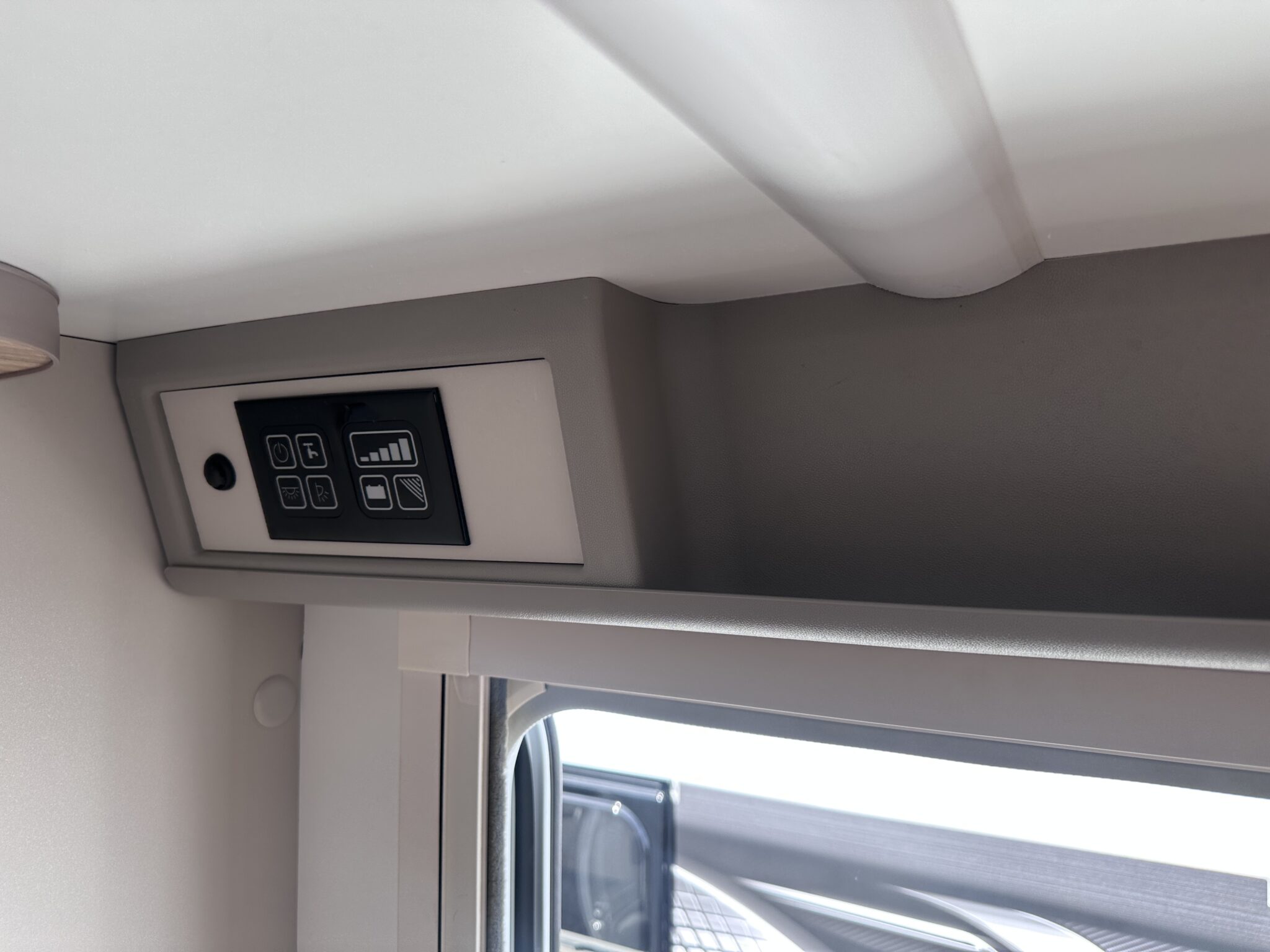 Bailey Phoenix GT75 420 – 2025 Caravan - Image 61