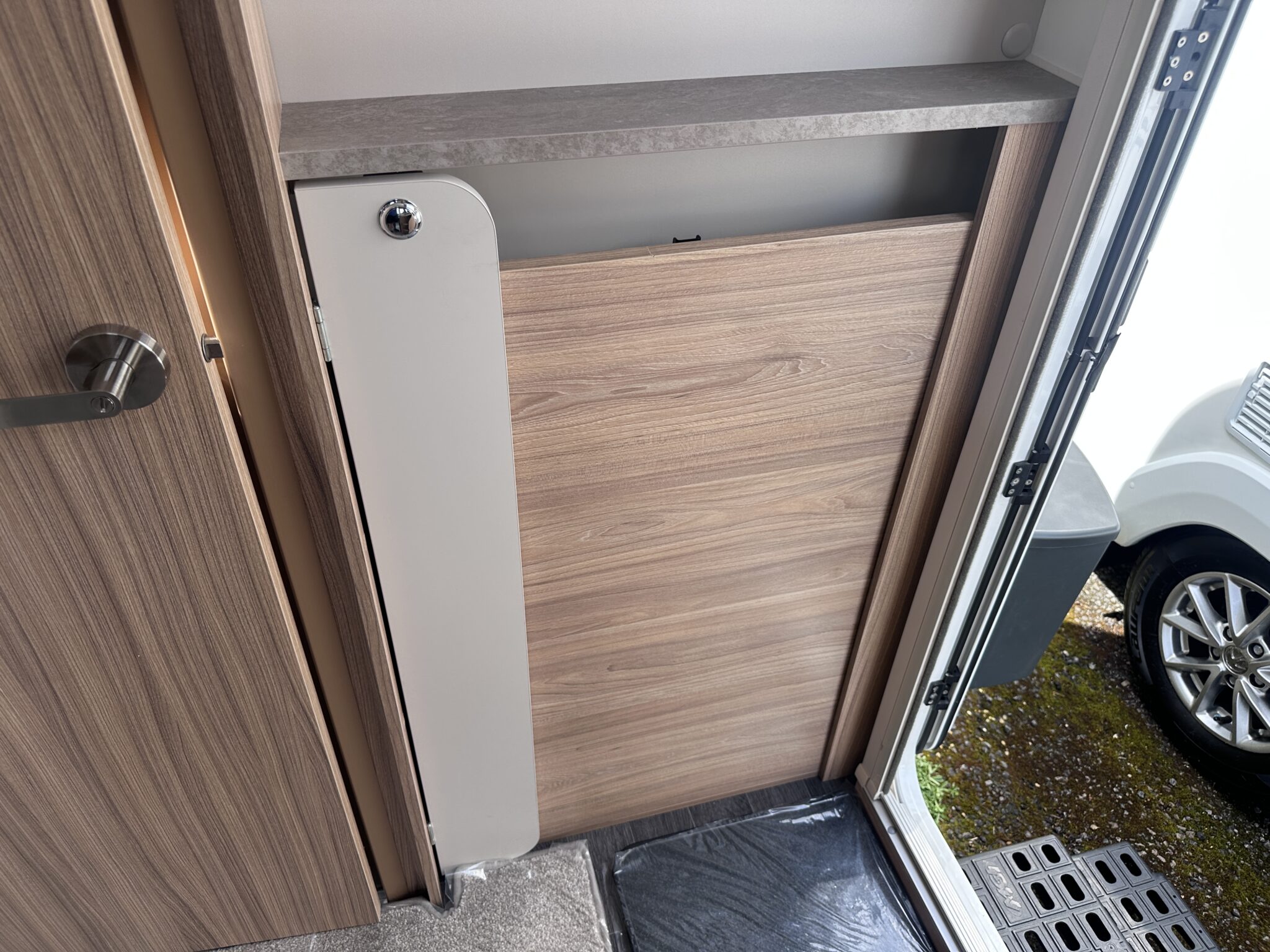 Bailey Phoenix GT75 420 – 2025 Caravan - Image 62