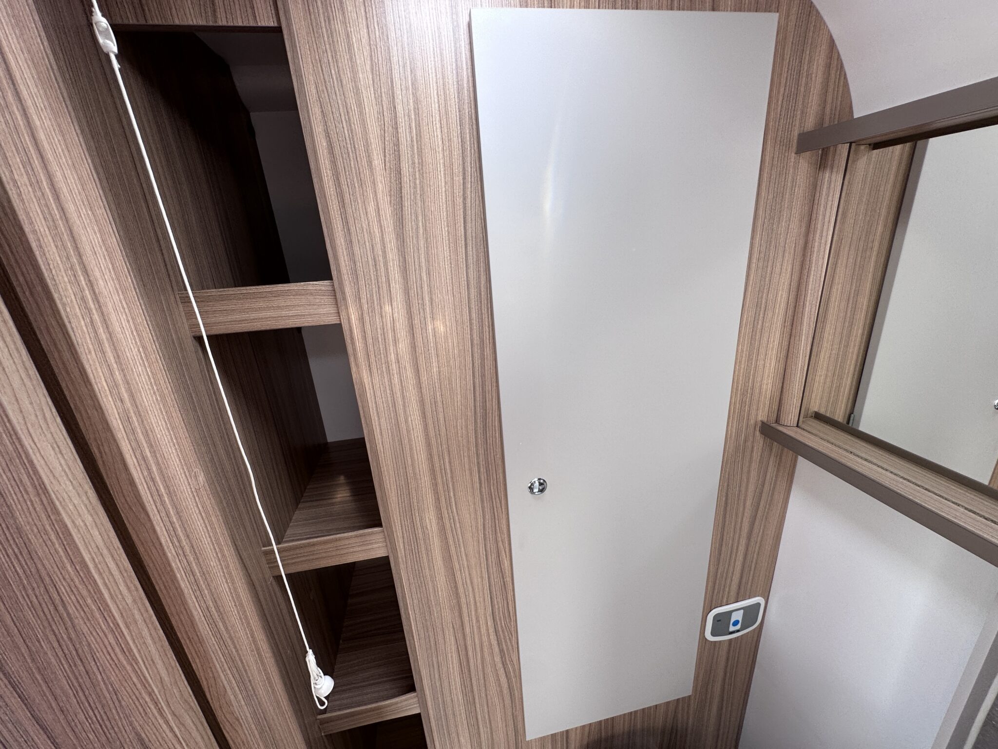 Bailey Phoenix GT75 420 – 2025 Caravan - Image 65