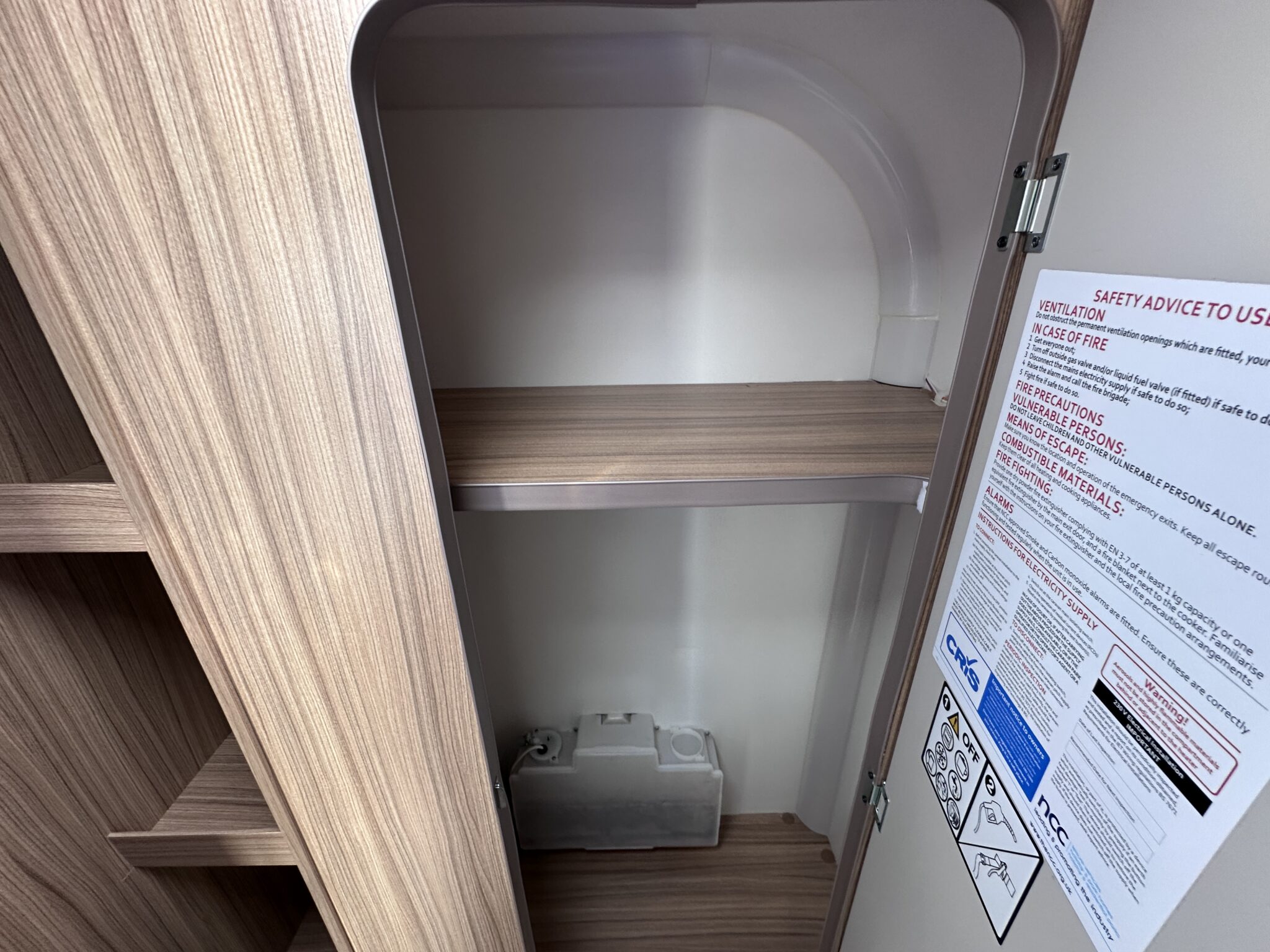 Bailey Phoenix GT75 420 – 2025 Caravan - Image 66