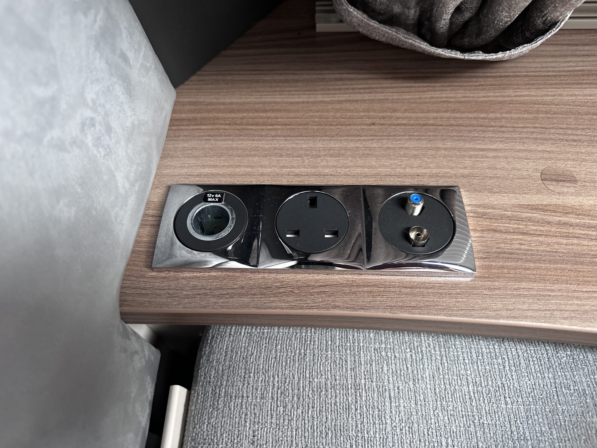 Swift Bessacarr Cameo By Design 580 – 2022 Caravan - Image 24
