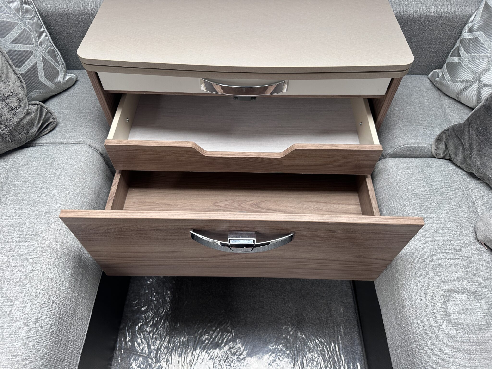 Swift Bessacarr Cameo By Design 580 – 2022 Caravan - Image 27