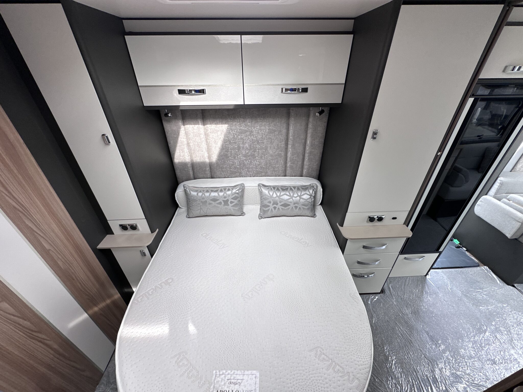 Swift Bessacarr Cameo By Design 580 – 2022 Caravan - Image 60