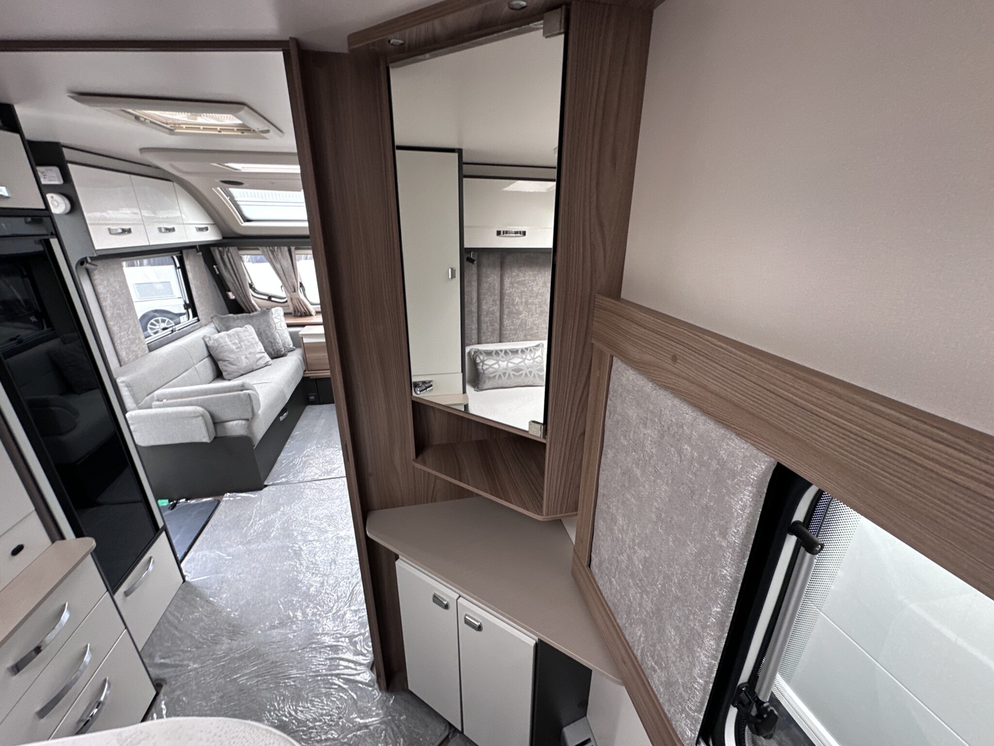 Swift Bessacarr Cameo By Design 580 – 2022 Caravan - Image 70