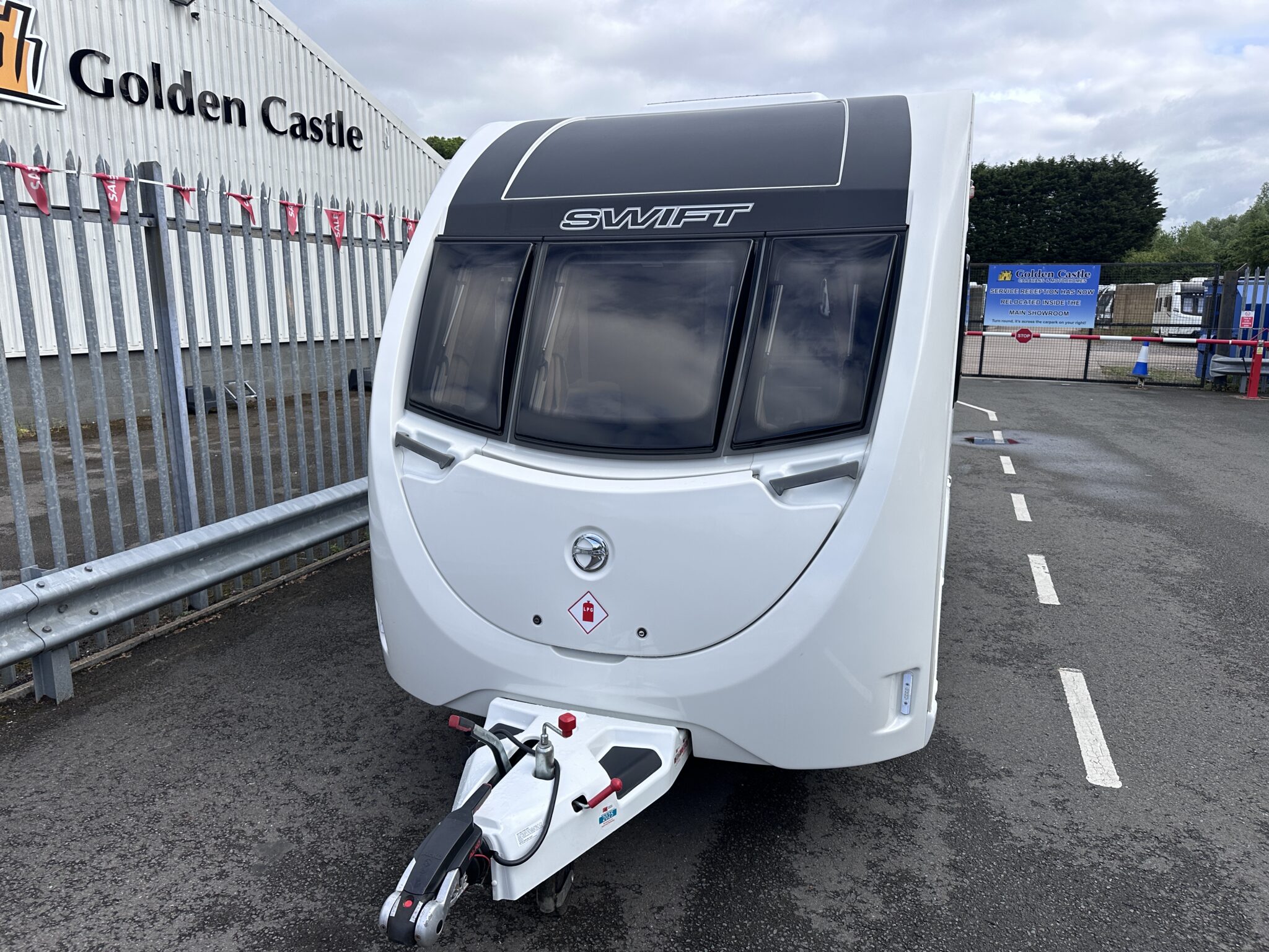 Swift Sprite Compact – 2022 Caravan - Image 8